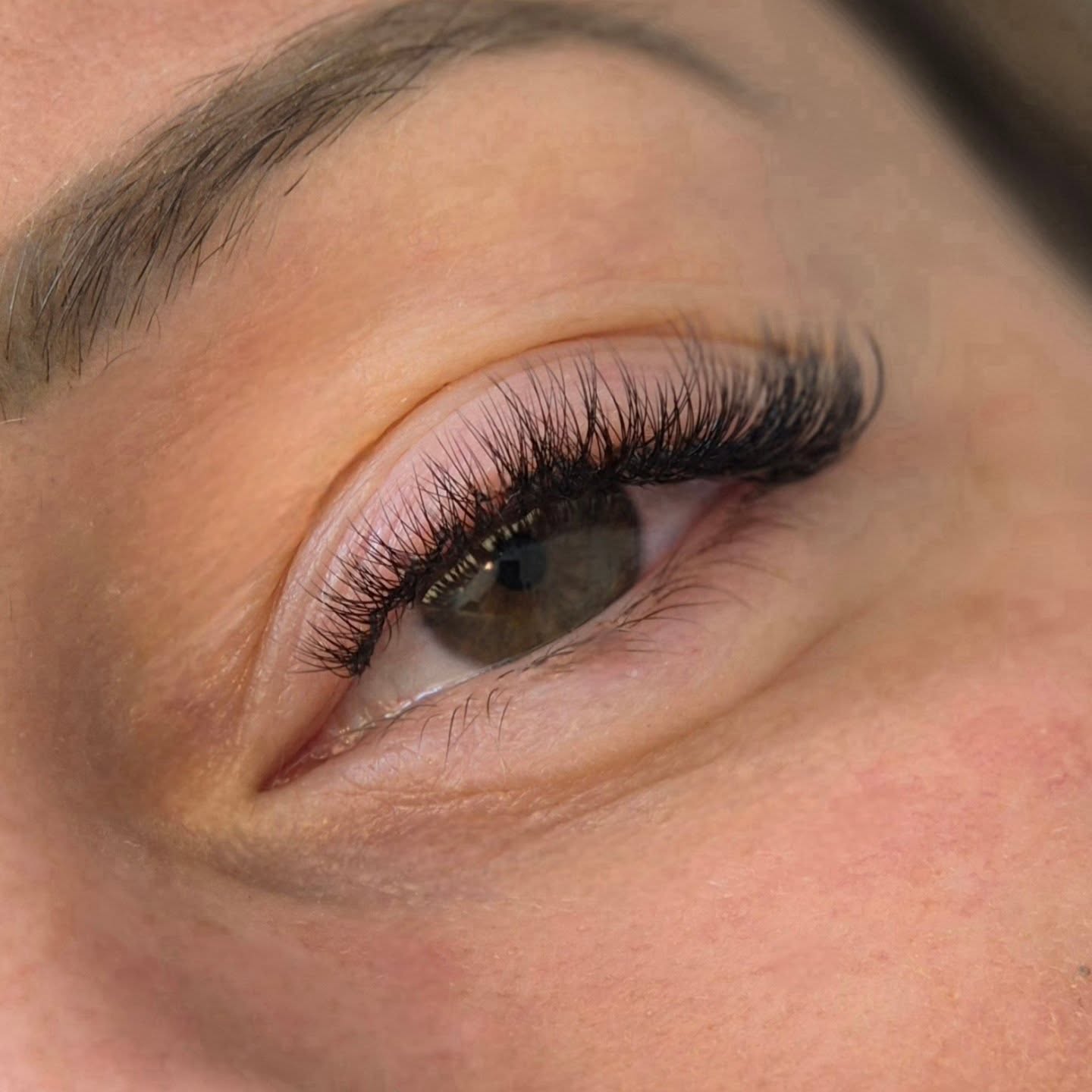 Volume Russe Méga ⚘️
Mapping Squirrel 🐿
Taille 6-11-8
Sur @claadly
-10% avec le code CLAADLY Valable tout le temps ✨️
Et -20% sur les prestations extensions de cils jusqu'au 31 mai avec le code LANCEMENT20 🤗
On commence à bien récupérer un jolie volume ses cils reprennent vie 🌱
.
.
.
#volumerusse #cilsannecy #cilsnaturels #promocils #extensionsdecilsannecy #regardintense #regardsublime #volumerussenaturel #volumerusseannecy