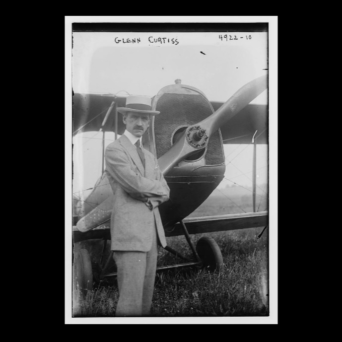 Happy birthday Glenn Curtiss! We are big Curtiss appreciators here at the museum—we have 2 of his aircraft on display, a 1916 Curtiss JN-4D “Jenny” and a 1911 Curtiss Model D reproduction.
As much as we love the Wright brothers and their wing warping (twisting the wings like a bird), we use the Model D in comparison to show Curtiss’ invention of the aileron (a small flap at the edge of the wings) as the practical alternative to turning an airplane, one that has survived until today and is used on every airplane you’ve flown in, big or small.
(Image: Library of Congress)