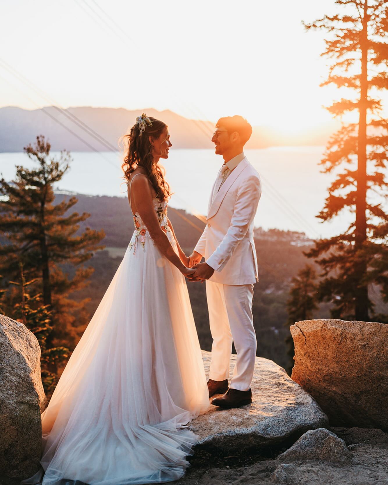 golden hour is my favorite hour ☀️ by @vildphotography