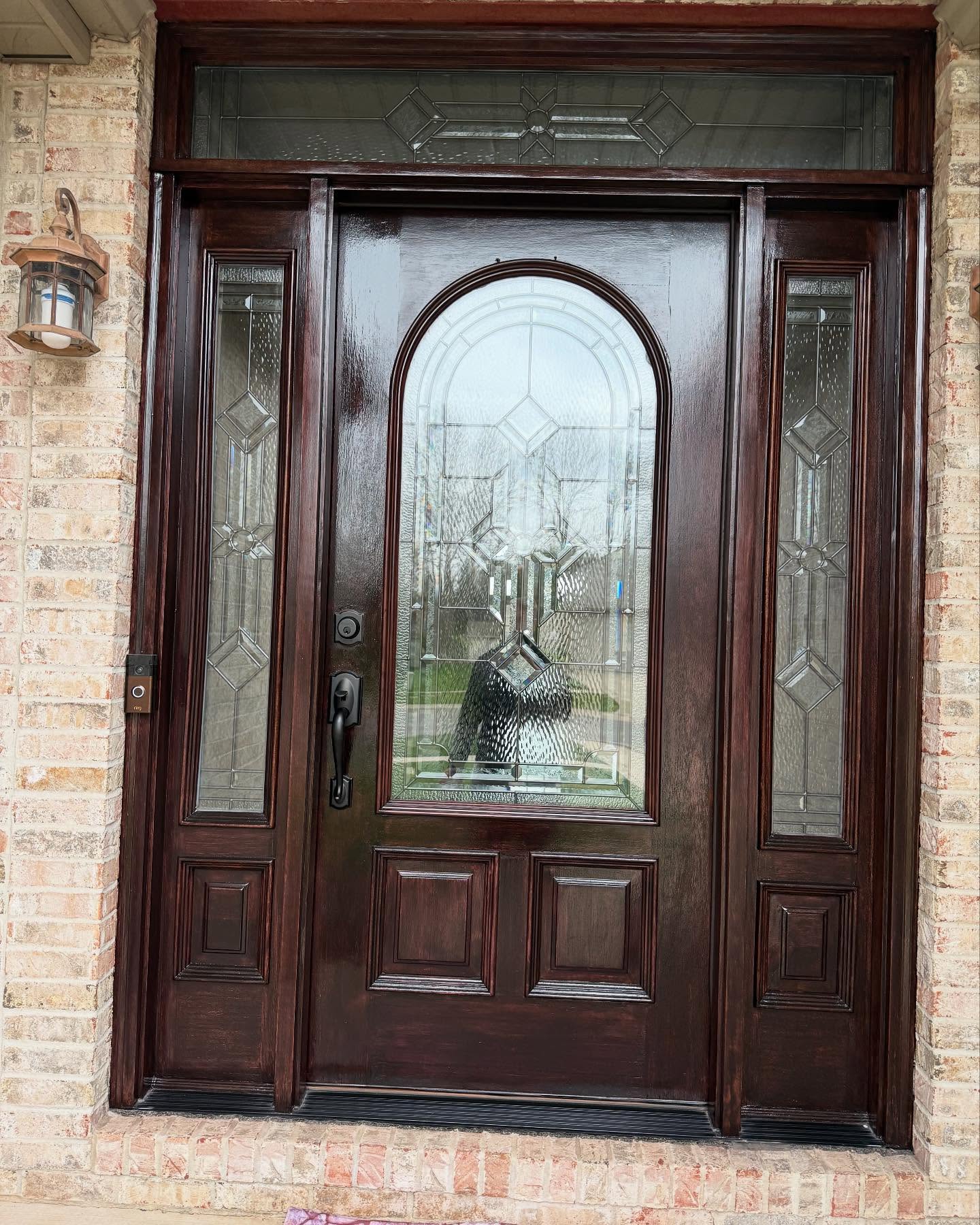 Great project in Chesterton where the SOW called for a lot of patching, taping, kitchen repaint, office repaint, power washing driveway, staining bathroom cabinets, and staining the front door which turned out amazing. Amazing clients who were away at their vacation home who said they place just looked like new when they returned. Incredibly talent team we had on this project in Gabe and Landen, they crushed it. #guardianpro