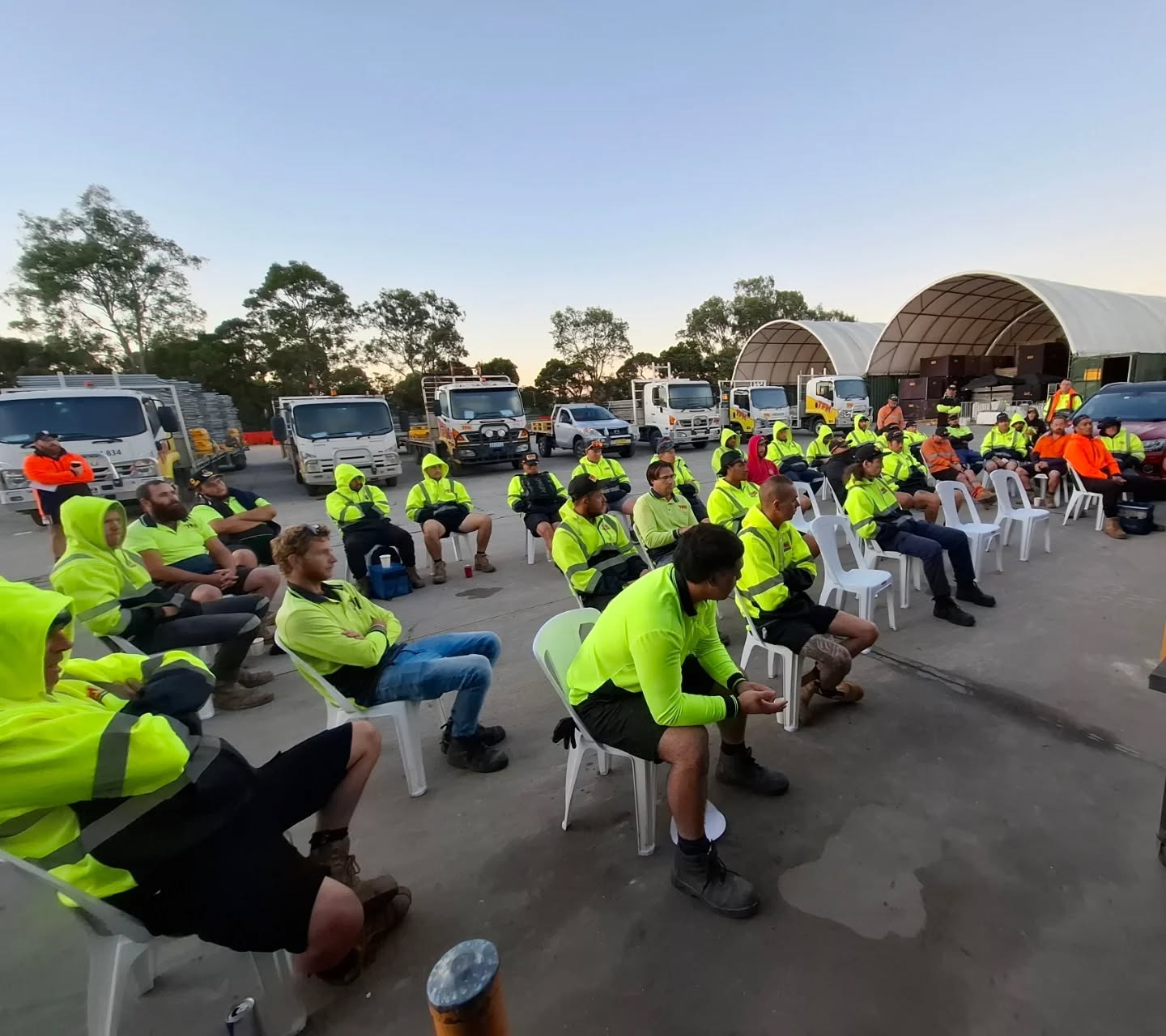Big thank you to Temporary fence hire group for hosting the Acfc team this morning for a Mental health toolbox! Was a great chat with a great group of men! SPEAKINGUPISMANNINGUP 💚