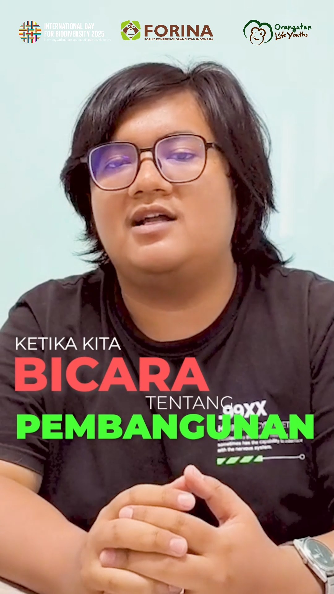 π± Harmony with Nature and Sustainable Development
Kalimat itu bukan sekadar jargon. Bagi orangutan, itu soal hidup atau punah.
Saat hutan dibuka demi pembangunan, kita sering lupa:
Ada makhluk yang jadi korbanβdan ekosistem yang ikut rusak.
Di balik mata orangutan, ada pesan:
Kita bisa tumbuh, tapi jangan sampai mengorbankan alam.
Karena ketika hutan hilang, kita juga kehilangan masa depan.
π₯ Reels oleh: @ginting_rais
Karya ini adalah pengingat,
bahwa keberagaman hayati bukan hanya warisanβtapi titipan.
#WorldBiodiversityDay2025 #HarmonyWithNature #ReelsForEarth #Orangbaikjagaorangutan #OLYMovement #SaveOrangutan #JagaHutan #YouthForWildlife #AnakMudaPeduli #ReelsBumi #KonservasiAdalahKomitmen #BiodiversityMatters