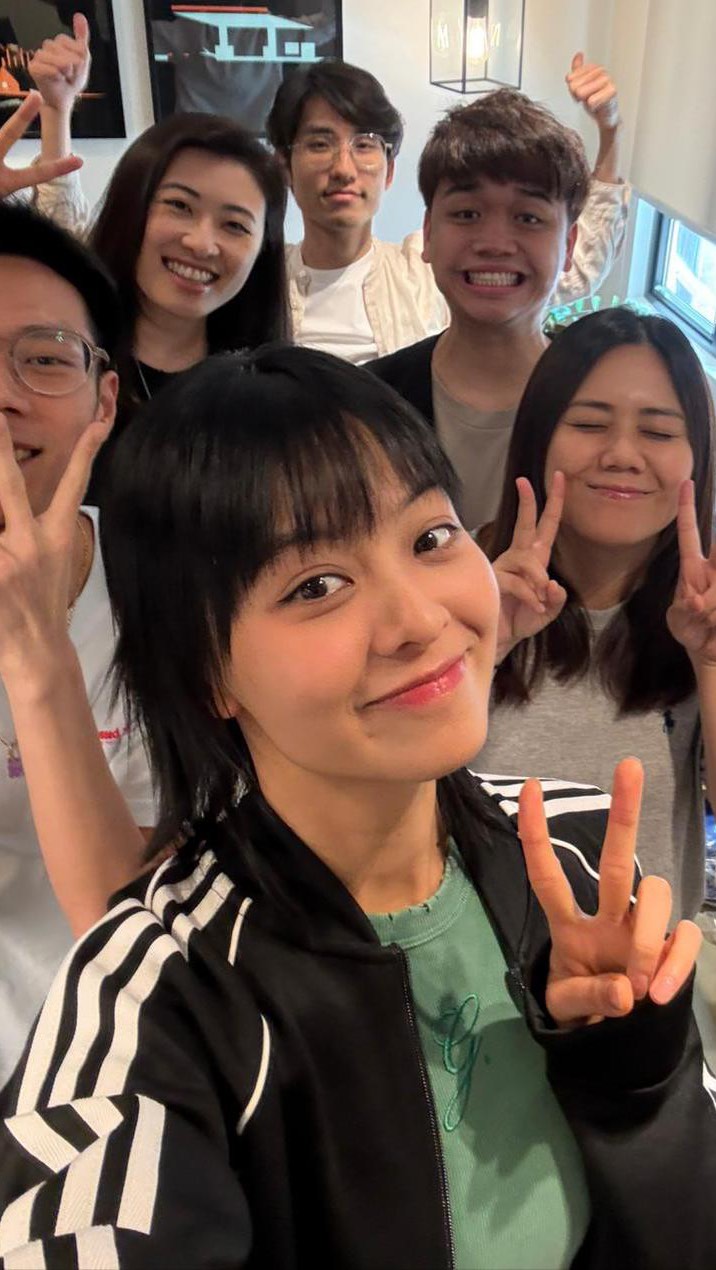 .
⁌ 1 Take • Amy Lo• 🚩Red Flag⁍
恭喜 @amylo_Iqamy出左人生第一首歌🎉
朝早唱一首咁高音既歌,真係開聲開得好快呀😆
邊個仲未聽?識做啦🥳
@sharonleevocal
@ykannalo
@mhyacappella
@alan7767_singsing
@dtt_do_the_trick
————————————
A Cappella Arrangement: @ykannalo
🎙️UT Twin 87
#yusobeit #正好 #acappellahk #vsing #廣東歌