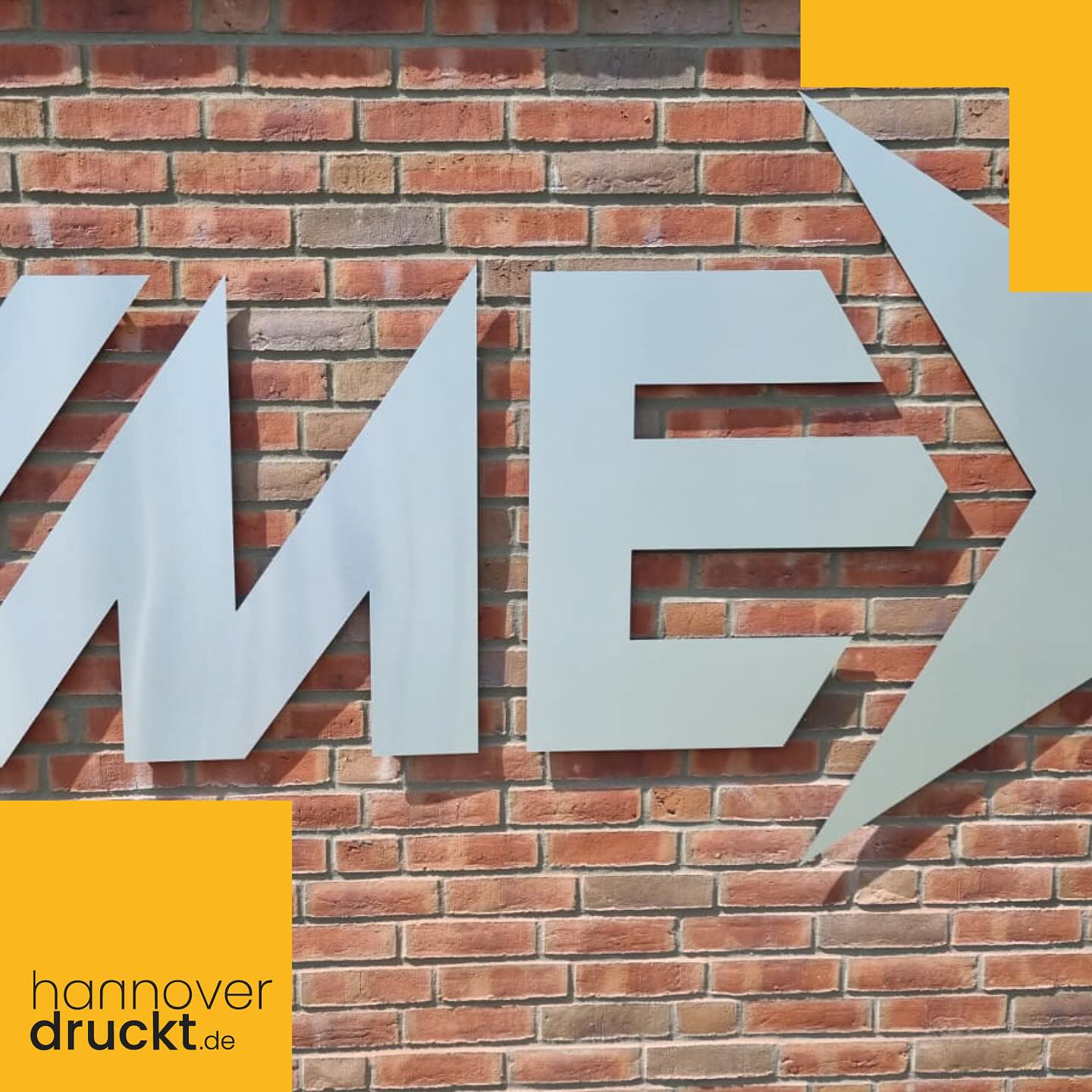 Für den weltweit agierenden Ansprechpartner in der Ersatzteilbeschaffung für Baumaschinen, die Firma IME GmbH, dürfen wir den neuen Firmensitz einkleiden: Layout, Produktion und Montage vor Ort.
https://www.hannoverdruckt.de/post/3d-ime
#werbetechnik #3d #print #montage