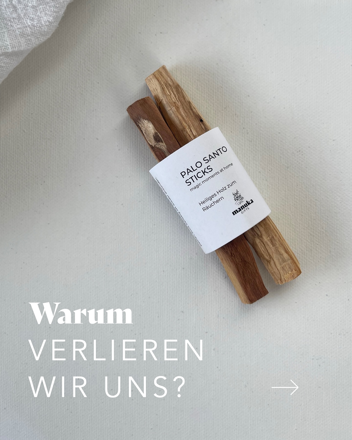🌿 Was ist oft der wahre Grund, warum wir uns so leicht verlieren?
Gerade wenn der Alltag laut ist, verlieren wir manchmal den Kontakt zu uns selbst. Zu dem, was uns eigentlich nährt, stärkt, erinnert.
Was du tun kannst, um wieder bei dir anzukommen?
✨ Lass dich von deinem inneren Gefühl führen – und finde einen Heilstein, der genau jetzt zu dir passt.
💛 Speichere dir den Beitrag, wenn du ihn später nochmal in Ruhe lesen willst.
#achtsamkeitimalltag #heilsteinschmuck #manukagifts #fürdichgemacht