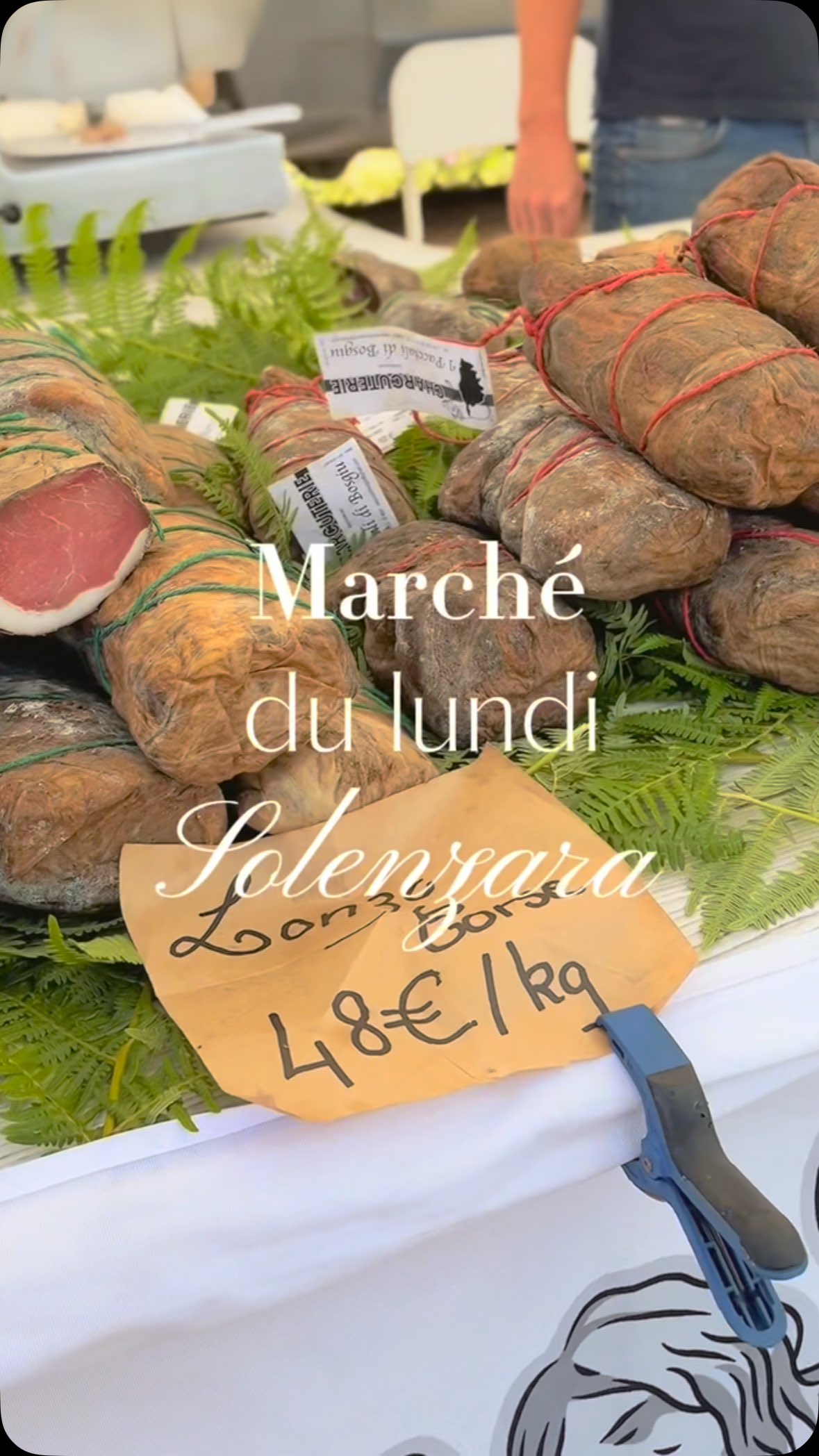 đ
MarchĂ© des Producteursđ
Retrouvez le marché des producteurs tous les lundis matin sur la descente du port !
Venez faire le plein de produits frais et locaux directement des producteurs.
#marché #producteurs #solenzara #altaroccatourisme #portdesolenzara #corsica