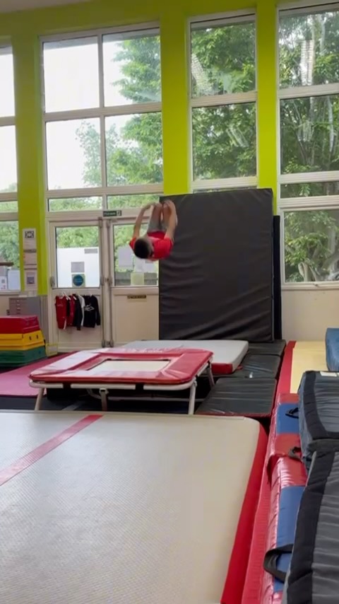 Yesterdayโs Excel class somersaulting for bank holiday weekend! Weโre closed from today-Monday and re-open on Tuesday 27th May ๐คธโโ๏ธ
โโ
๐ฑ 07415-758-680
๐ง airiesgymnastics@gmail.com
๐ป www.airiesgymnastics.co.uk
๐ One YMCA Woodlands Community Hub, Leavesden Country Park, Abbots Langley, WD5 0GU