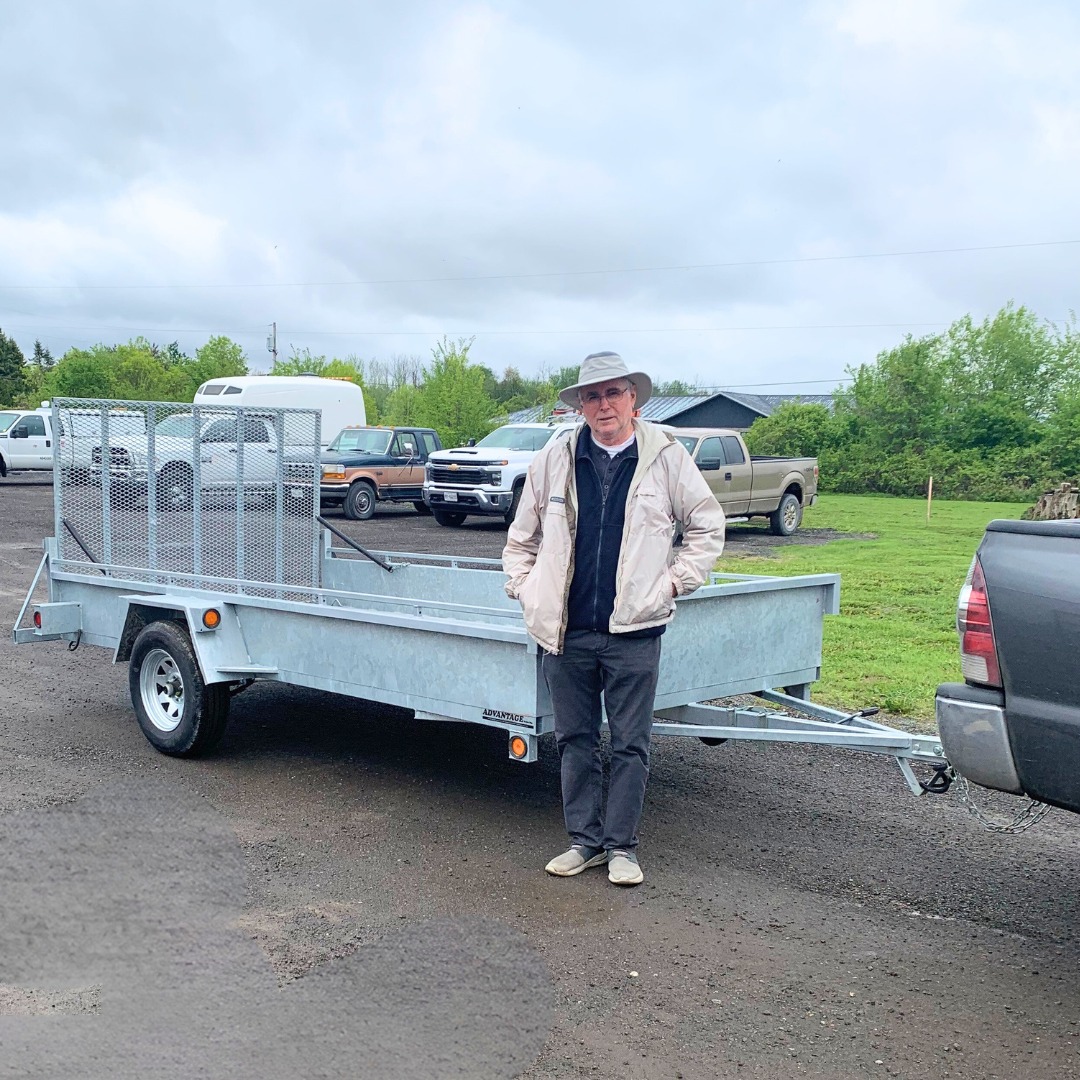 Look who drove away last week with his brand new galvanized 6' by 12' landscape trailer. Tough, reliable, and ready to haul. Congrats Duncan!
#trailersales #utilitytrailer #landscapetrailer #arnprior #ottawavalley #renfrew #613