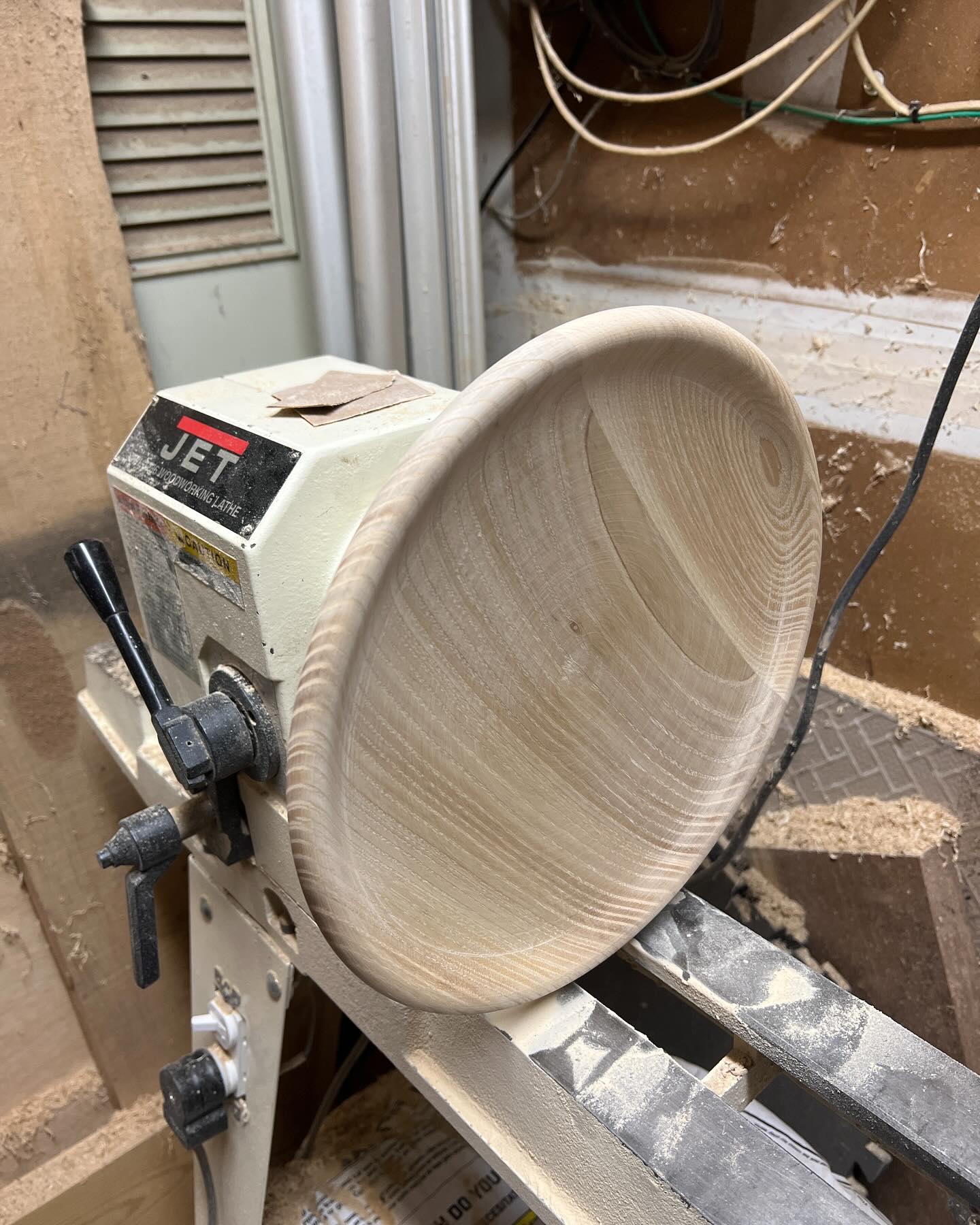 working on some fun commission platters! thankful for all the support from you guys and glad you're liking the products!!!
#woodworking #woodturning #turning #njsmallbusiness #smallbusiness #supportsmalbusiness #newjersey #newjerseysmallbusiness #wood #ash #plate
