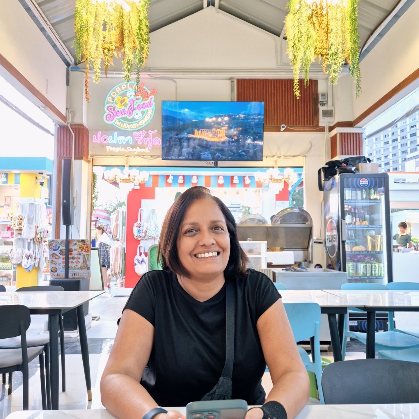 " Beach escapes, Thailand treats, and your incredible stories...
From first-time cruisers to heartfelt family holidays, my latest newsletter is full of sunshine, inspiration and your kind words – plus a new addition to my Thailand Collection and my ultimate Bangkok food and shopping guide
It’s live now – have a read!" Link in comments.
@amazingthailand @thailandinsider #thailand #lovethailand #thailandexpert #personaltravelexpert
@royalcaribbean @iberostarhoteles @debbieklhaw