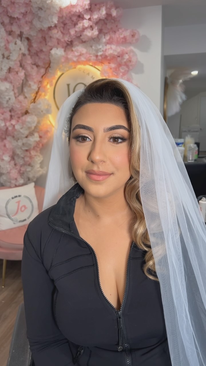 JELENA💕
makeup by @glambyjo__ hair by @stylesbyjulia__
#browsbyjo#glambyjo#eyebrows#lip#threading#waxing#tinting#shaping#beautiful#binbrook#hamilton#gta#makeup#hair#clients#business#charlattetilbury#tooface#hudabeauty#fantybeauty#nyx#stilla#loreal#laneige#makeupbymario#makeup#wedding#love#creatingmemories