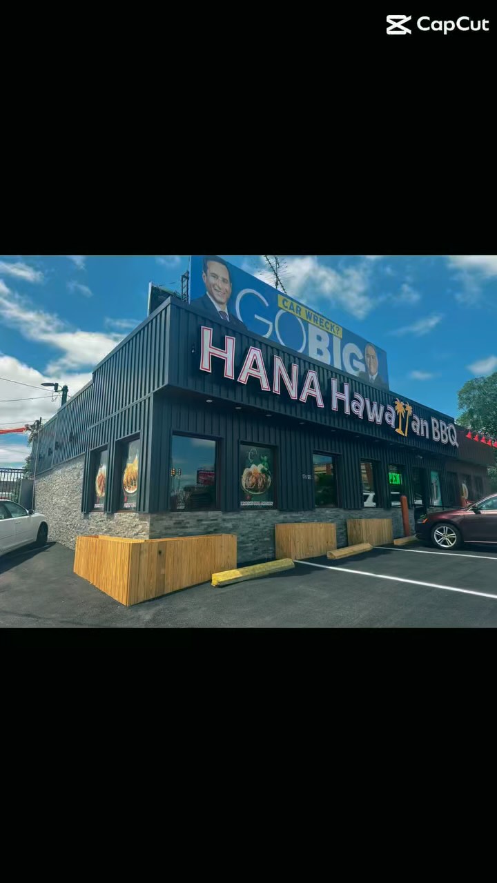 We offer beautiful custom colors of heavy-gauge metal panels, complete with all accessories, produced at our facility. You can also bring your ideas to Seven Stars, where we can help make your dreams come true! #philadelphia_ig #philadelphiacontractor #philadelphia_citylife #siding #corrugatedmetal #heavygaugemetal