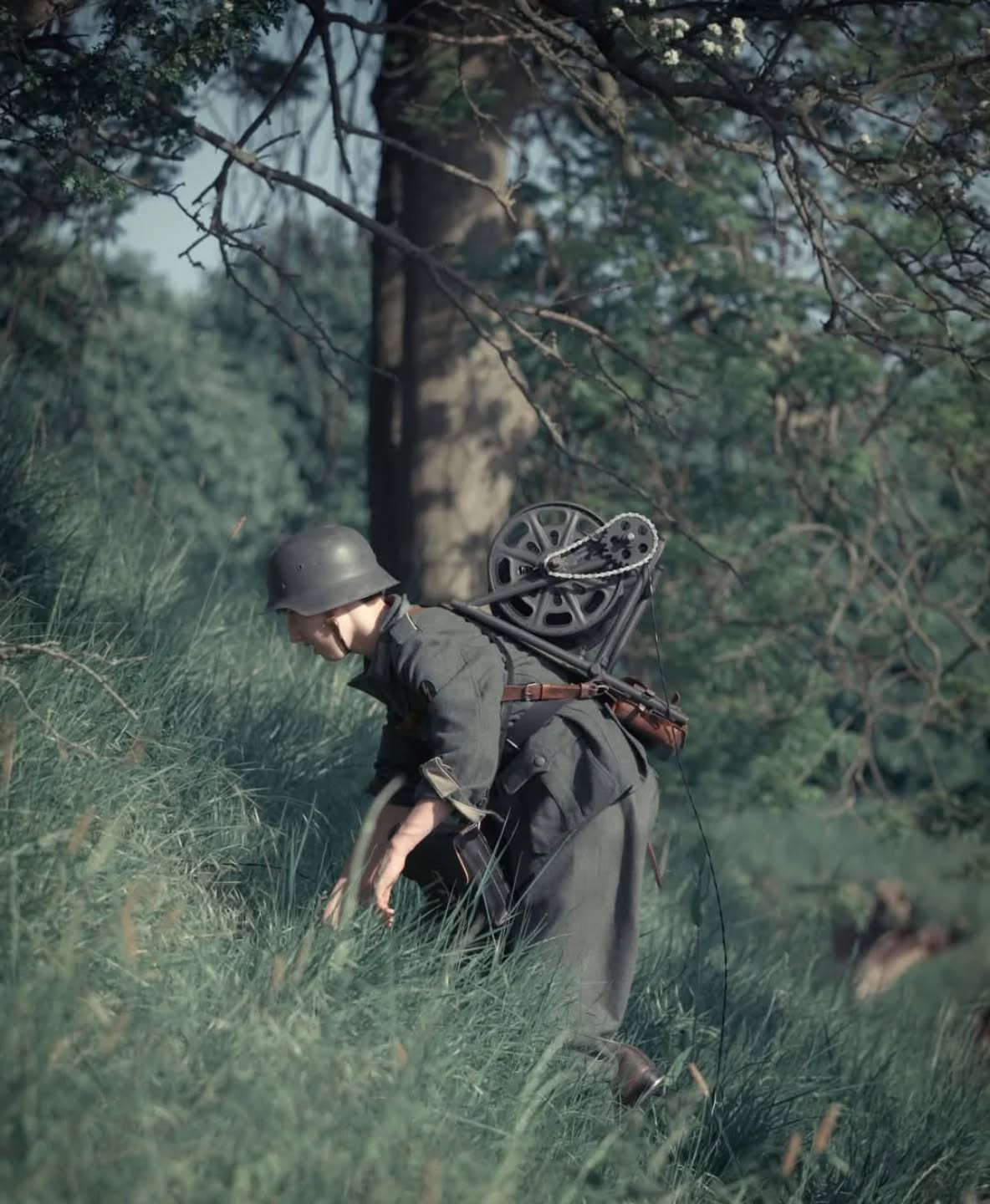 One of the members of our Funker team, laying out an telephone cable for the Funker station nearby
Josh re-enactment photography. © All rights reserved.
➖➖➖➖➖➖
#krieg #reenactmentgear #ww2 #pioniere #drk #officer #germany #deutschland #austria #worldwar2 #heer #Funker #ww2reenactment #mountaintroops #gebirgsjäger #sanitäter #nonpolitical #edelweiss #gbj #gebirgsjager #reenactors #reenactment #german #soldier #sanitater #jager #ww2german #reenactor #panzeralarm
📸© @geb.jag.r.100
➖➖➖➖➖➖
🔎We are a Gebirgsjäger reenactment group stationed in the Netherlands. We mostly participate in events in Belgium, the Netherlands and Germany. If you are interested in joining our group, you can send us a message!
➖➖➖➖➖➖
© All copyright belong to their respective owners
➖➖➖➖➖➖
⚠️ This page is Non-political,
Any comment inciting hatred, discrimination or violence will be deleted
➖➖➖➖➖➖
✏ Comment and tag your friends!
➖➖➖➖➖➖
Check out my kameraden:
@gebirgs.sanitats.abtl.95
@helferinnen
@historicalwarfareinc
@the_dutch_historian
@die_gespenster
@edelweissgruppe