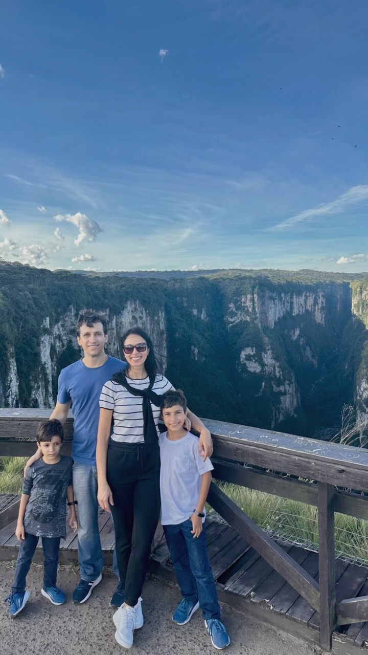 Que privilégio contemplar a grandiosidade de Deus através da natureza! #canionitaimbezinho #canionsdobrasil #cambarádosul