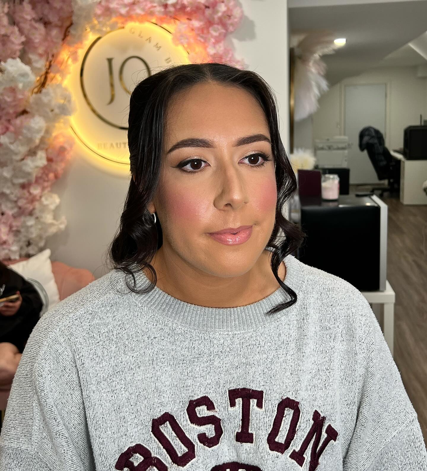 Karlee’s bridal shower look 😍 can’t wait for her big day! Love her flawless skin
Makeup by @glambyjo__ hair by @stylesbyjulia__
#Hairstyle#bridalhair#engagementhair#haistyle#weddingceremonyhair#threading#waxing#tinting#shaping#beautiful#binbrook#hamilton#gta#makeup#hair#clients#business#charlattetilbury#tooface#hudabeauty#fantybeauty#nyx#stilla#loreal#laneige#makeupbymario#makeup#wedding#love#creatingmemories