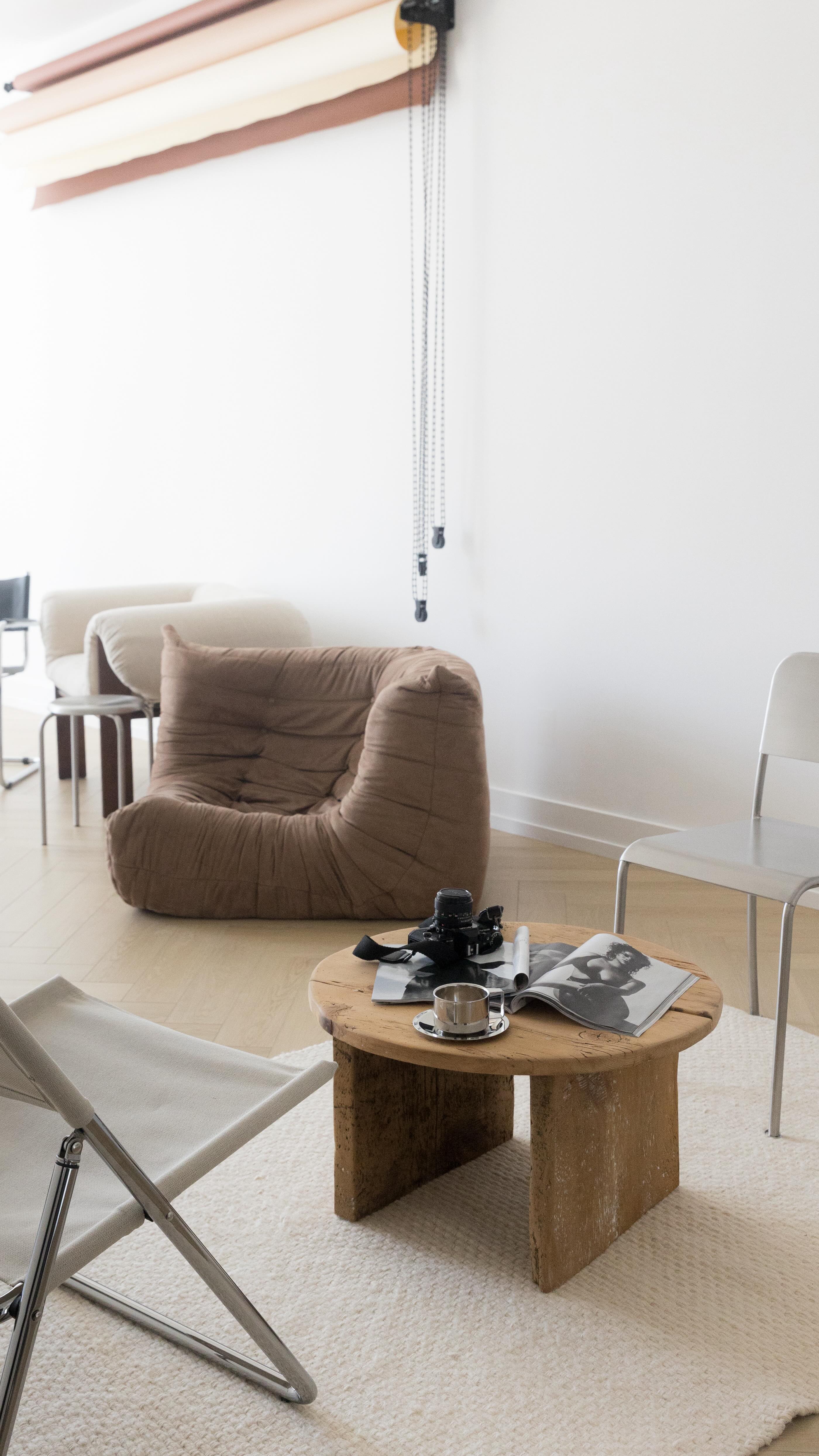 A look into the newly finished photography studio by @dhorvathphotography
@the.midtown.studio will be available for booking soon!
Interiors and styling by @valmeghoryinteriors
#decor #styling #photography #toronto #creators #themidtownstudio
