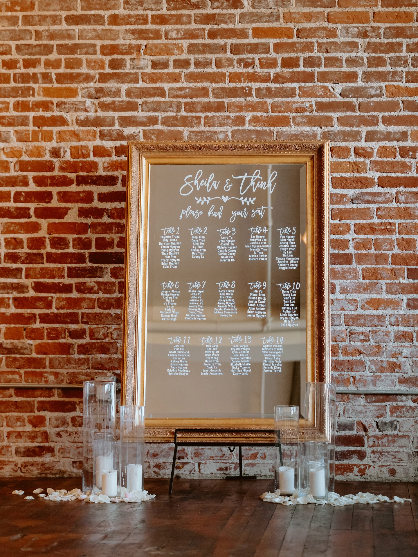 we love a mirror moment!! Seating chart with white vinyl lettering on a @borrowedhouse mirror for @shelalalah + Thinh’s @franciscangardens wedding🪞✨
photos: @carmelissephotography
planning: @sugarplumandco
.
.
.
.
#vinylettering #vinylsignage #weddingsign #weddingsigns #weddingseatingplan #weddingseatingchart #franciscangardens #ocwedding #ocweddings #sanjuancapistrano #orangecountywedding #vinylsigns #vinylsign #ocweddingvendor #weddingdetailshot