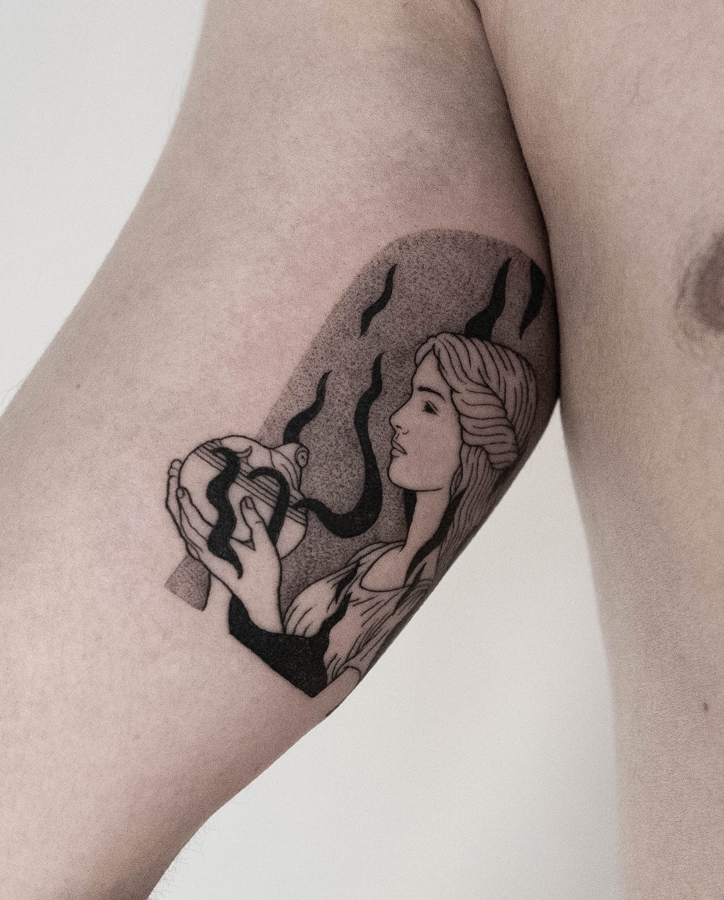 Tudor asked if I could create an interpretation of Pandora for him. Thanks man for the nice conversations, maybe we’ll catch up again sometime.
-
Pandora was the first woman on Earth, created by the gods. She was given a mysterious box with a warning never to open it. Out of curiosity, she did, and all the world’s troubles and diseases escaped. Only hope remained inside the box.
#pandoratattoo #abstracttattoo #tattoo #blackworktattoo #Eindhoven #Eindhoventattoo #finelinetattoo #tattooeindhoven #tattooidea #tattooart #tattoodesign #flashtattoos #tattooflash #dotworktattoo #dutchtattoo #dutchtattooer #graphicdesign #illustration #design #dutchart #besttattoos #contemporytattoo #amsterdamtattoo #surealism #spiritualtattoo #psychedelictattoo