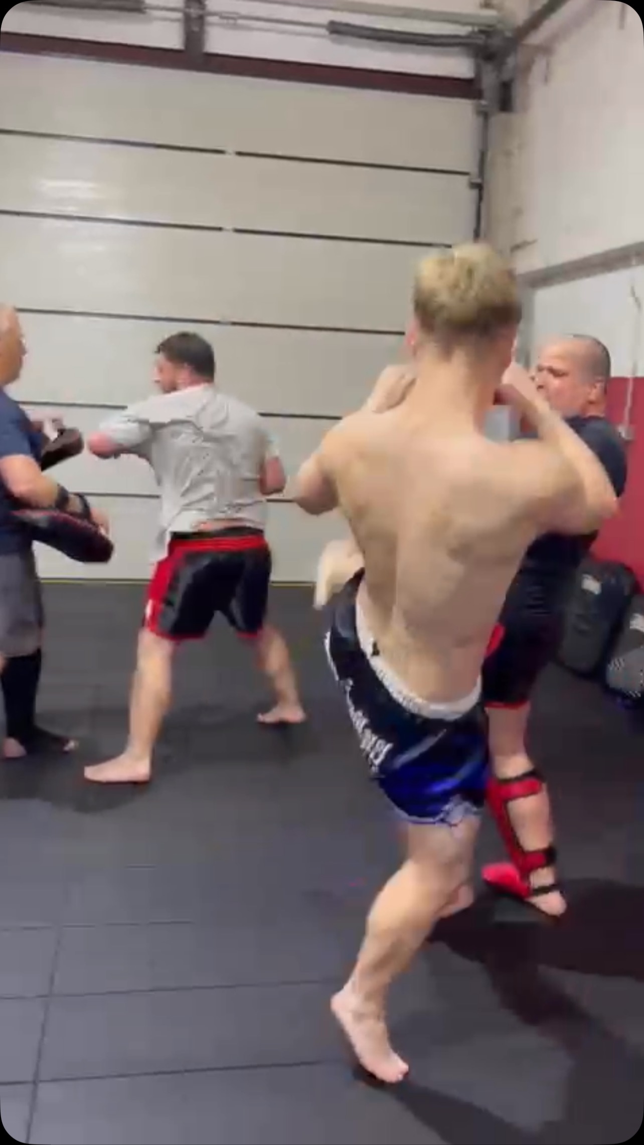 We are a Muay Thai Gym in Gosport if you want to Get Fit Gain confidence,learn A self Defense,boost your fitness,lose weight come join us ,Book your free trial Class now ! Website on the profile! #gosport #fareham #muaythai #muaythailifestyle #muaythaifighter #muaythaigirls #muaythaiuk