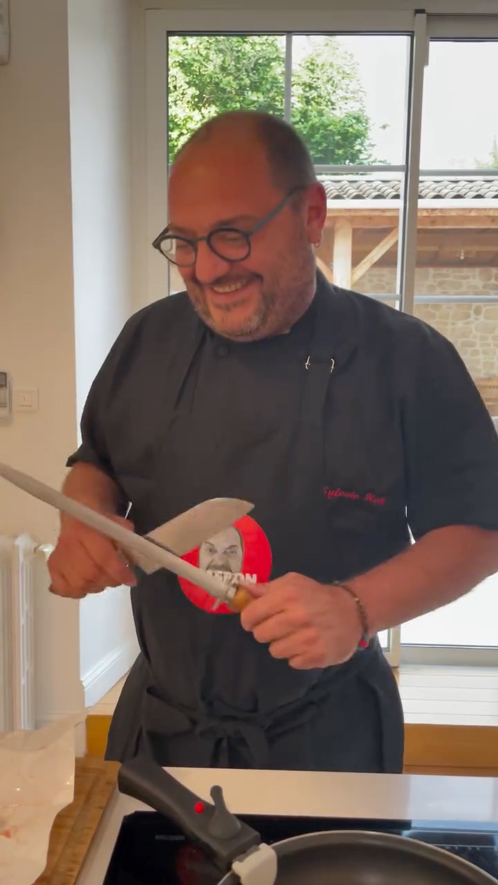 Toujours un immense plaisir de recevoir notre chef @grasbonchef pour un table privée au domaine, un moment unique 🎠🌿