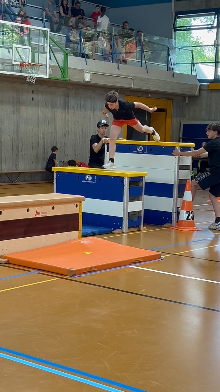 Un allenatore che conosce profondamente le qualità di ogni suo atleta è in grado di costruire una squadra. #parkour #speed #speedrun #ticino #corsa #running