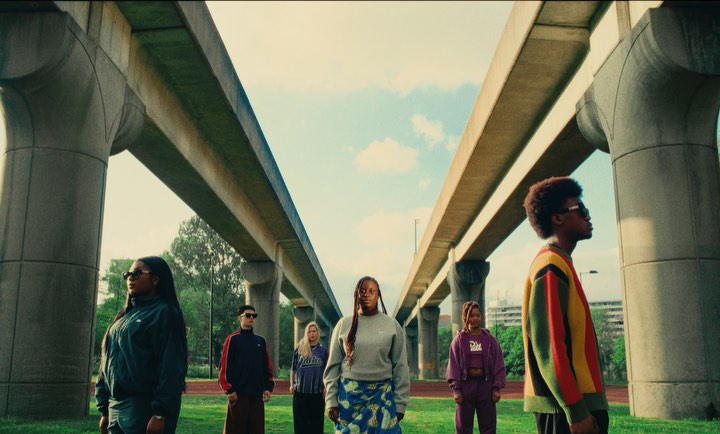 In celebration of Africa Day 2025, @PattaAcademy teams up with @nike (BEN & Friends Team) to drop a limited-edition sweater honouring the spirit and legacy of Congo.
Designed in collaboration with Patta Academy alumni, this piece highlights bold and strong patterns, representing the unity of our community.
Director: Michell J. Willekens @ch3llbe
Production: Jesse Huang @jes_kyh
Creative Direction: Rowènshell Saluna @rowyy.s en Jay Sanches @jayfumes
D.O.P: Clarence Haakmat @clerra_
1 AC: Gaston Pierson @gassje
2 AC: Jurre Esser @jurreee_e
Gaffer: Sam Olson @samboiweirdo
Art Direction: Zaïra Germann @zairaaicha
Styling: Thaïs “Siv’” Martina @sivht_
Styling as.: Lish Pietersz @lishiwishi.zip
Photography: Juanita Mendicuti Ortega @evilspiritworld
Post Production: Michell J. Willekens @ch3llbe
Sound Design: Marwan Farag @taze___
Colour: Sem Geelen @semgeeleen
Big love & s/o @budgetcam @bobocouture @productiehuis.nowhere @casablanca.amsterdam
#AfricaDay25 #PattaAcademy #Congo #Community #Nike #Benandfriends