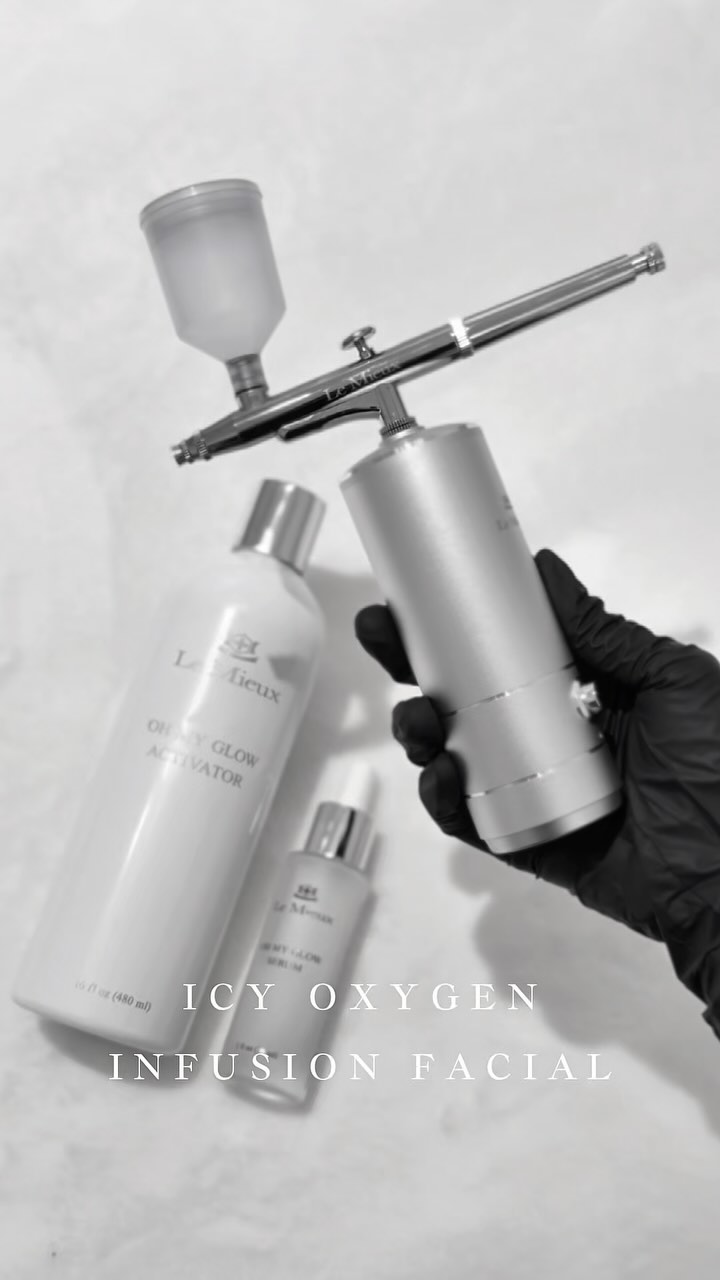 Cool. Calm. Glowing.🫧
Experience the ultimate skin refresh with our Icy Oxygen Infusion Facial — where cold therapy meets deep hydration. Powered by ultra-fine oxygen mist, this treatment delivers the hydration boost for a radiant, plump glow.
- To book your appointment please click our "BOOK NOW" button on our profile. If you have any questions, contact at info@ricozybeauty.com.
- Location: 300 E Colorado Blvd, Unit 241, Studio 409, Pasadena CA 91101 (Located inside Salon Republic Pasadena at The Paseo)
#facial #holisticfacial #skincare #facialtreatment #skingoals #oxygenfacial #hydrafacial #guashafacial #lymphaticdrainage #esthetician #pasadena #RicozyBeauty #treatyourself #フェイシャル #パサデナ #ロサンゼルス #カリフォルニア