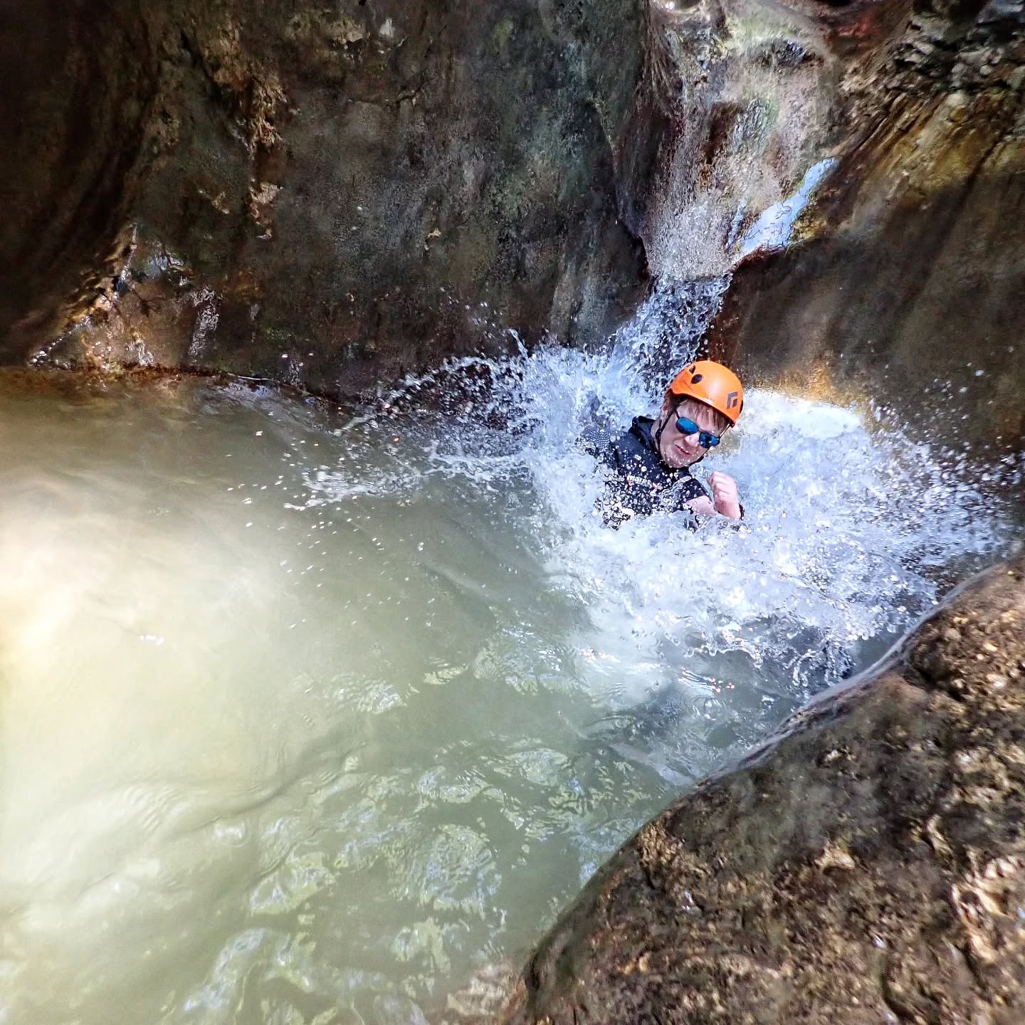 Season 2025 is open 💪.
Join us every day on our canyoning adventures💦
.
.
#canyoneering #canyoning #canyon #adventure #barranquismo #nature #rappel #travel #hiking #philippines #rapel #canionismo #climbing #waterfall #oslob #kawasanfalls #abseil #waterfalls #sumilon #canyonisme #cebu #explore #redrocks #utah #kawasan #instagram #descenso #nr #triphorizontevertical #curtindoanatureza🍃🍃