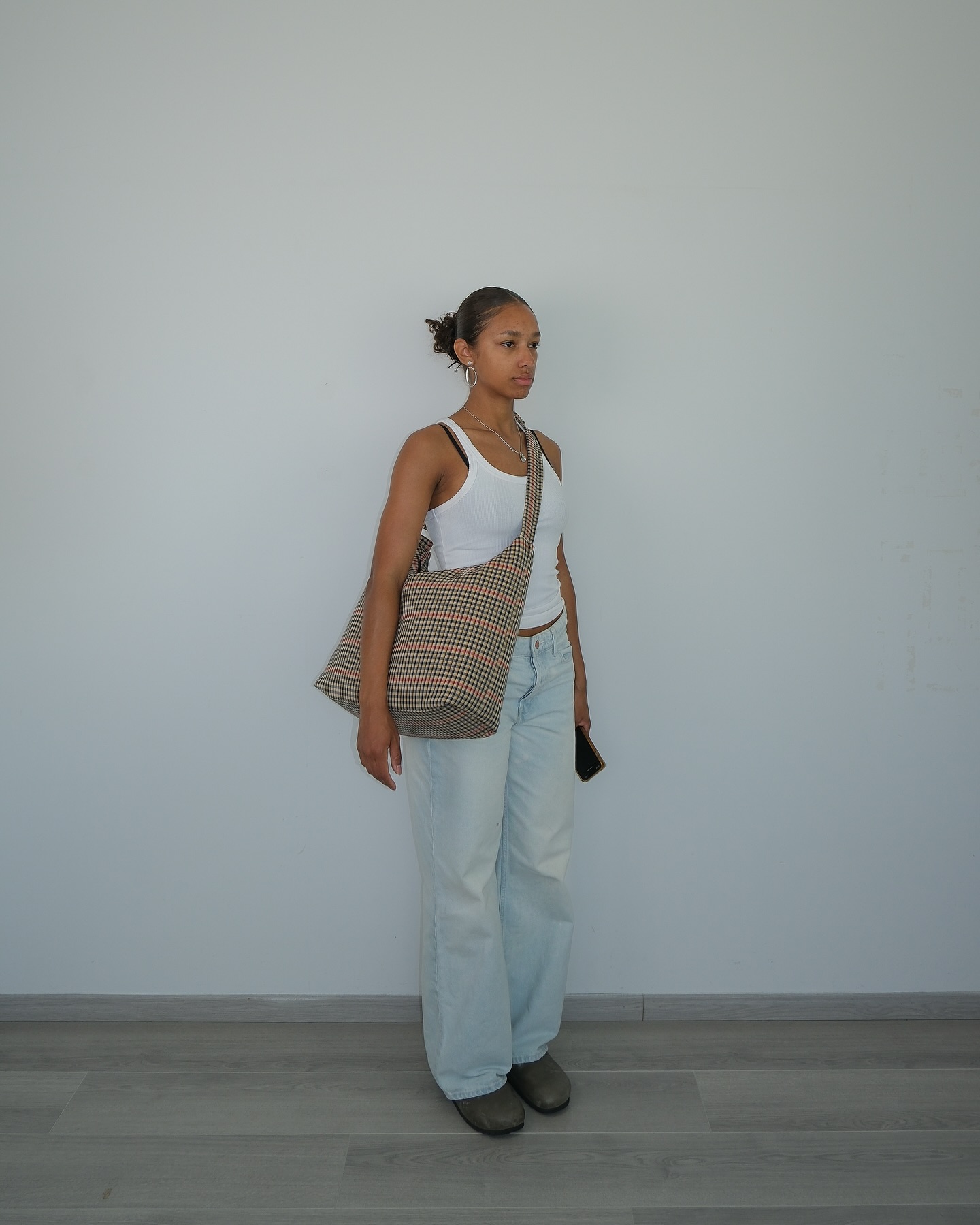 The vintage checkered pillow bag in size 03
— Handmade in Belgium, will be back in stock on June 9th at 20h00
#slowfashion #ethicallymade #workbag #bag