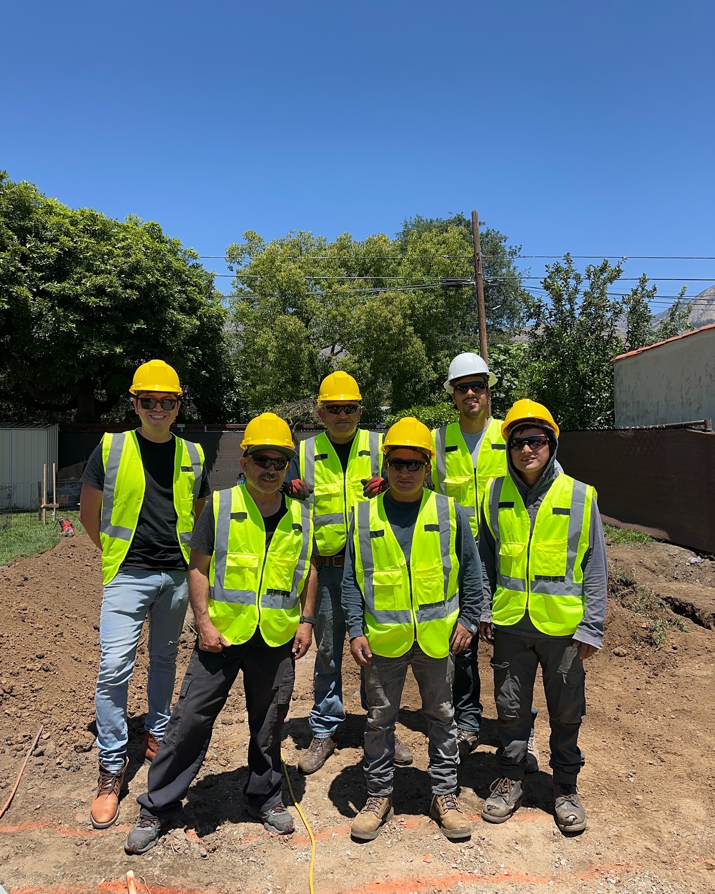 Another ADU in the works! 🚧 This one's a 2 bed, 2 bath in Pasadena—and by the time we’re done, it’s gonna be a full-on modern Farmhouse ADU, fire sprinklers and all. 🔥🏡
I’m putting together a video so stay tuned for the tea (and maybe a few construction tips 🍵👀).
Total cost
$252,000
Solo ADU's
818-564-5835
Contractors license 🪪 # 1133187