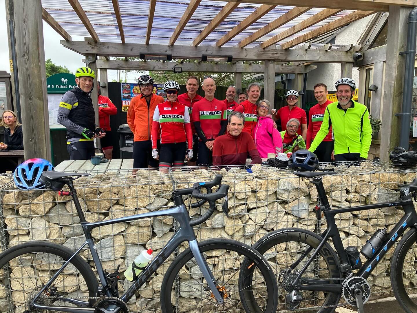 A wonderfully colourful group of riders today for the regular Saturday social ☕️ and 🥐 ride