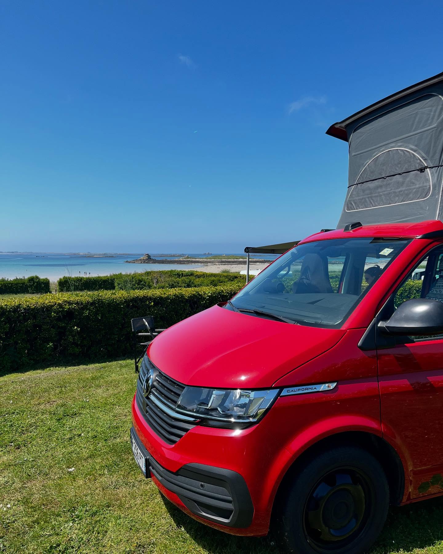 Quoi de mieux qu’une première halte au camping des Abers à Landéda pour commencer son road trip ;) ☀️ 🌊