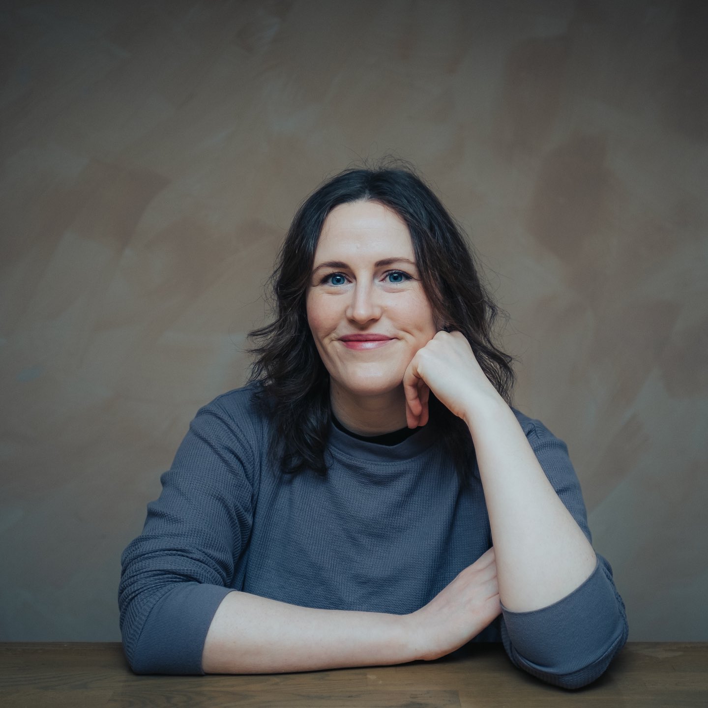 This weekās Pumado I discuss the Audacity of Storytelling, leading up to my class The Shape of Stories at @monkey.barrel.comedy with @humourmill link to article and tickets are available in my bio! āØ