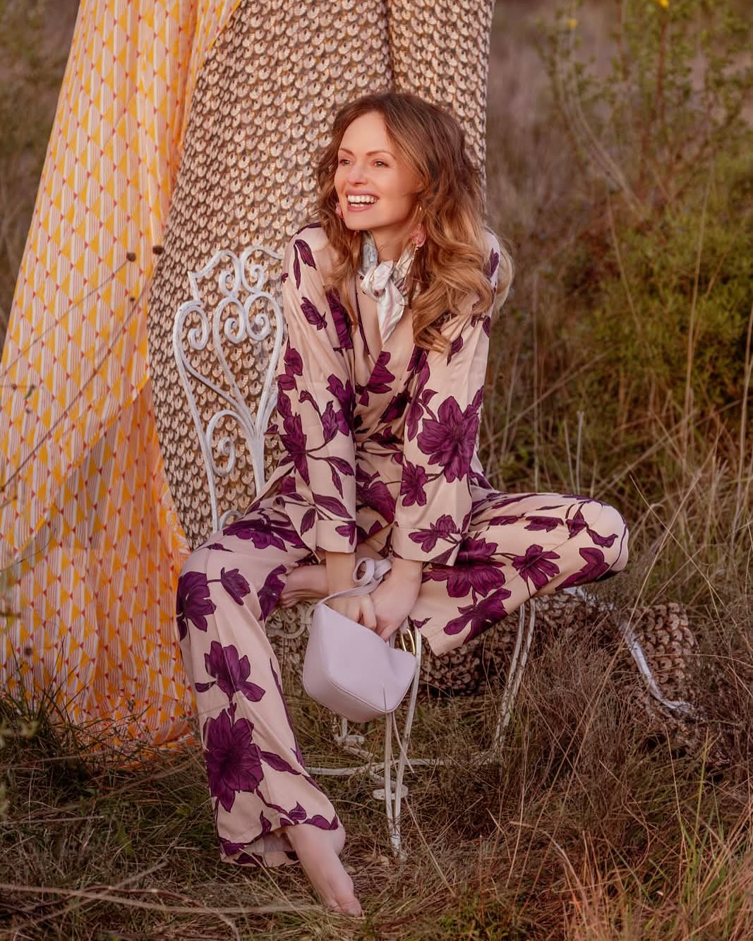 Some more flowers
Photo @lucierobinsonphoto
Muah @martinasmukova
Styling @janokimak
Pro @zenaazivot
@scouteen_model_management