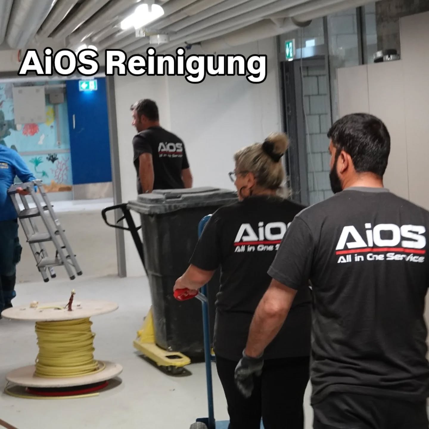 Nach dem Bau kommt der Feinschliff!
Wir sorgen für Sauberkeit, wo vorher noch Staub und Schutt lagen.
Ob Grobreinigung oder Endreinigung – wir machen die Baustelle bezugsfertig!
#Baustellenreinigung #SauberkeitNachBau #HandwerkMitSystem #ReinigungProfis #aiosswiss #reinigung #bau