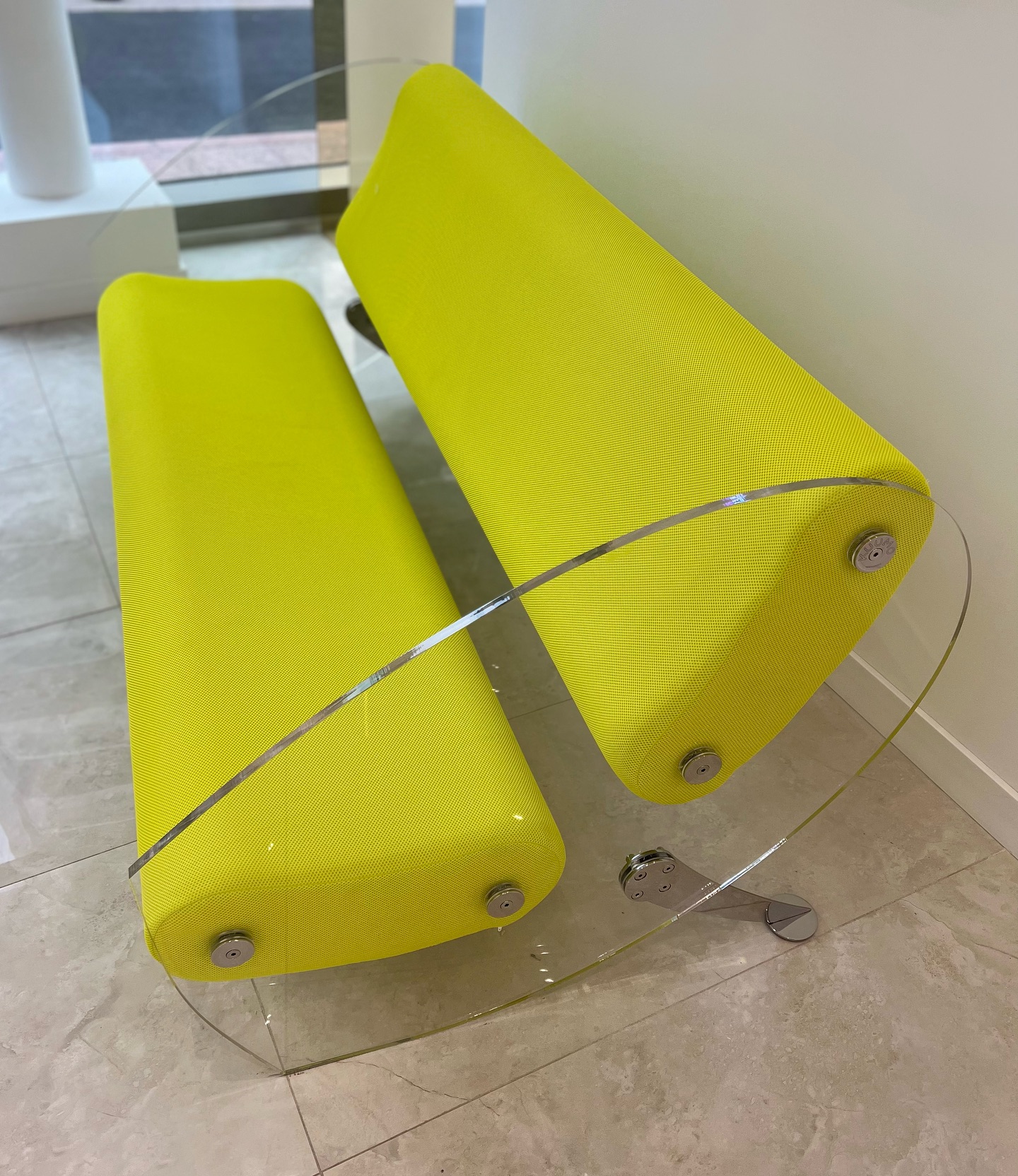 Canapé design Intérieur/ extérieur
Différents coloris disponibles
Designer et fabrication 🇫🇷
Prix sur demande
#design #plexi #atelier #designer #collection