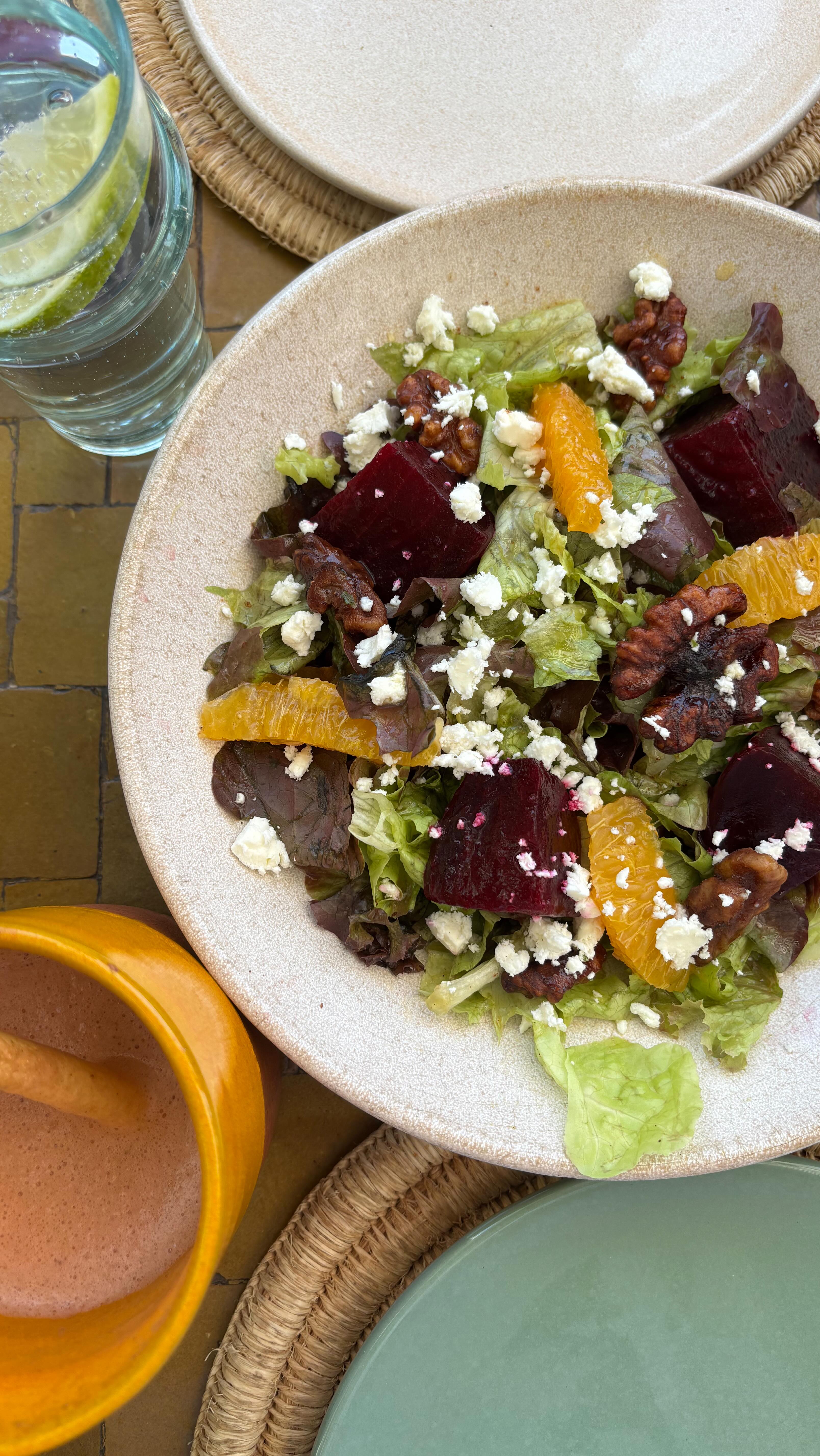 On est d’accord que les pâtisseries marocaines c’est une folie ? 🤤🍯😂
#humour#maroc#trend#food#pâtisserie#diet#lifestyle