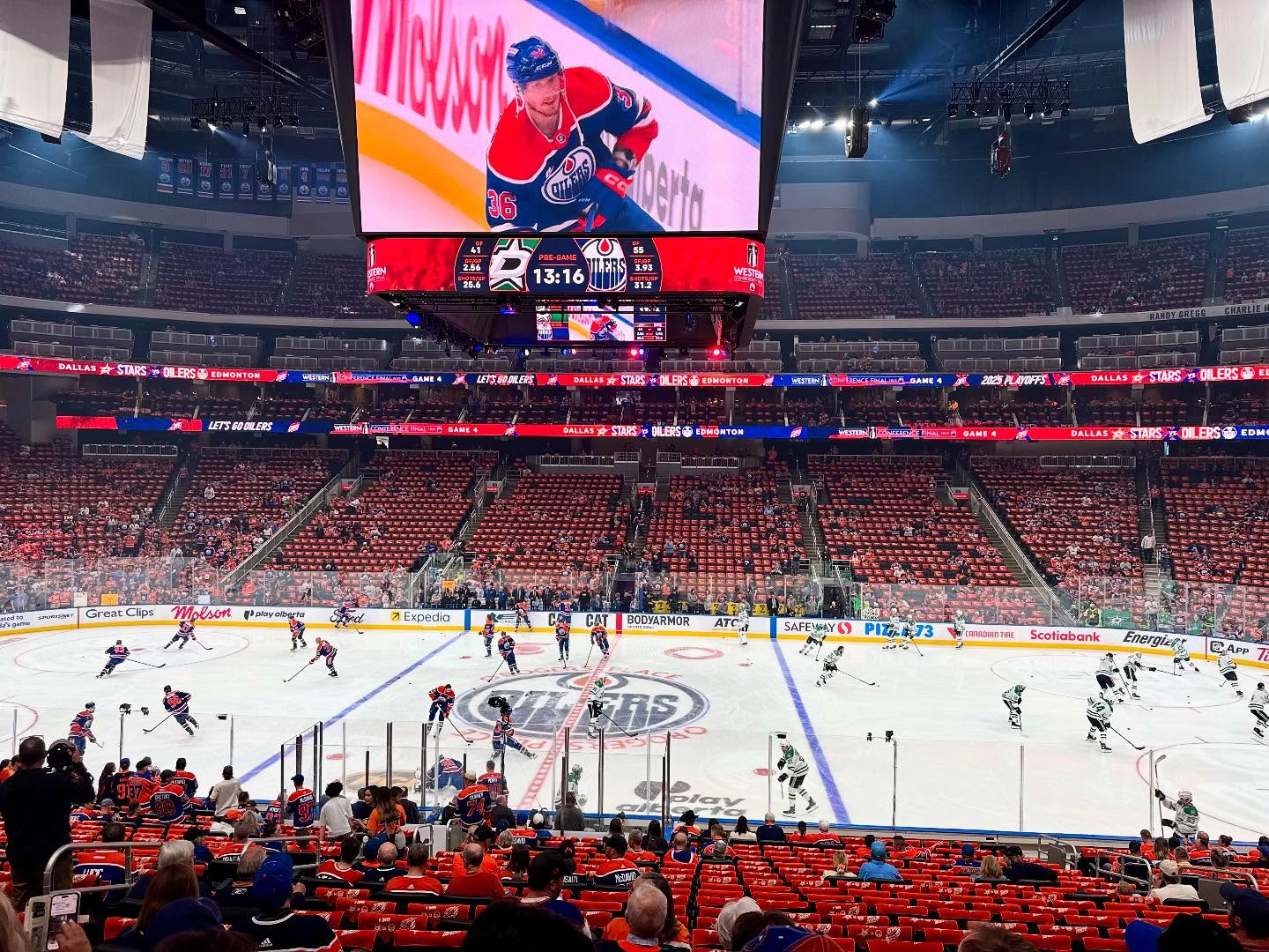 Date night! Ready for the fight! Let’s go Oilers!
#datenight❤️ #yeg #oilers #letswinthis