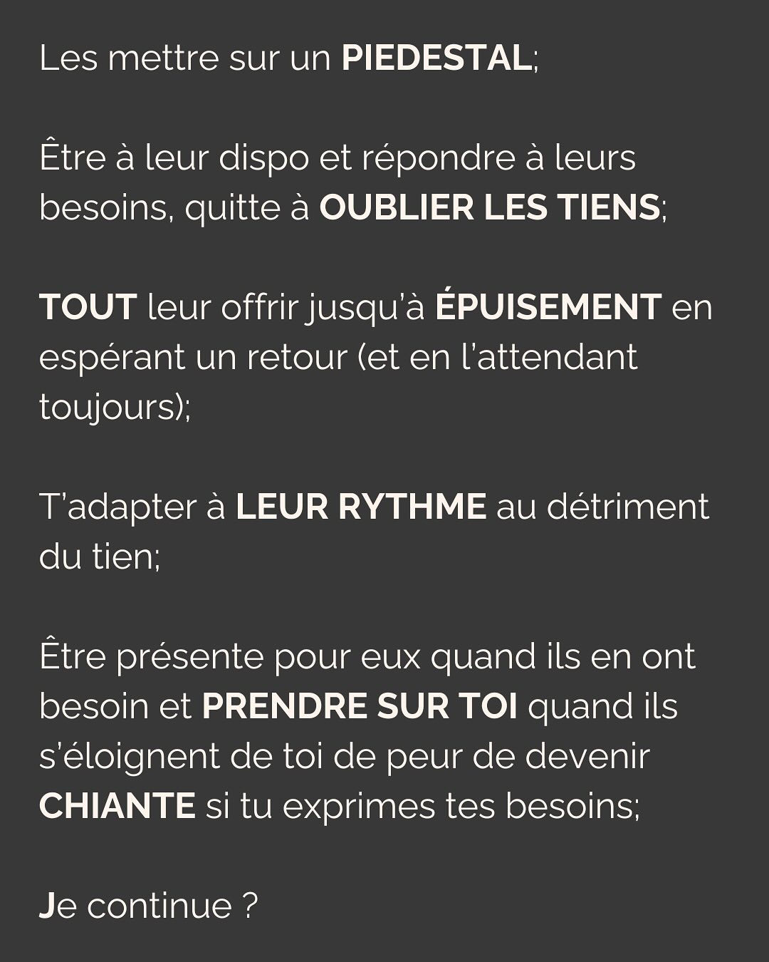 Je rencontre C. en 2021 et le contact passe bien. On prend un verre, il est sympa, drôle, smart, et super gentil. À la fin du date, il propose naturellement qu’on se revoit. Pour ce 2e rdv, il prend les devants, choisi l’endroit etc.
Jusqu’ici, C. semble savoir ce qu’il veut et ça fait du bien.
Mais très vite, je sens que tout ce que je dis est parole d’évangile. Qu’il commence à mettre ses besoins de côté pour coller aux miens. Je le sens perdre de son charme à mesure qu’il tente de me plaire en effaçant subtilement mais sûrement qui il est.
Je prends mes distances, il le ressent et essaye de coller à l’image qu’il croit que j’attends. Je suis refroidie, je quitte la relation avec toutes les questions que j’ai mises dans le post.
Aujourd’hui, je comprends que j’avais besoin de quelqu’un avec un minimum de sécurité intérieure.
Sauf que ça, ça ne se force pas.
LA SÉCURITÉ INTERIEURE NE PEUT SE FEINDRE.
Tu peux porter tous les masques que tu veux, celui de la sérénité intérieure, de la sécurité, de la confiance et de l’estime de soi ne peut se maquiller.
La preuve, toi non plus tu n’es pas dupe.
2 ans plus tard, quand j’ai rencontré mon chéri, il était profondément gentil et attentionné. Mais il avait surtout quelque chose que beaucoup d’autres hommes n’avaient pas et que j’arrivais pas à expliquer.
Mais c’était bien ça. Ce qui m’attirait plus que tout chez lui, c’était sa sécurité propre, sa sérénité intérieure.
Si cela n’est pas présent chez ton/ta partenaire, c’est normal que ça crée un malaise.
Tu es bien placée pour savoir que partager ta vie avec une personne qui en fait trop pour être aimée et validée, c’est épuisant et pas très sexy…
———————————————————————————
Je suis Emilie, thérapeute & coach diplômée spécialisée dans la dépendance affective.
J’aide les femmes qui souffrent de schémas toxiques répétitifs à aimer sereinement et librement, sans plus jamais s’oublier.
#dependanceaffective #manipulation#relationtoxique#addiction#dependance#blessuredabandon#rupture#couple#hypersensibilité#hypersensibles#abandon#perversnarcissique#depression#blessuredelame#amourdesoi#tinder#rencontre#angoisse#solitude#lovecoach#pn#amourdesoi