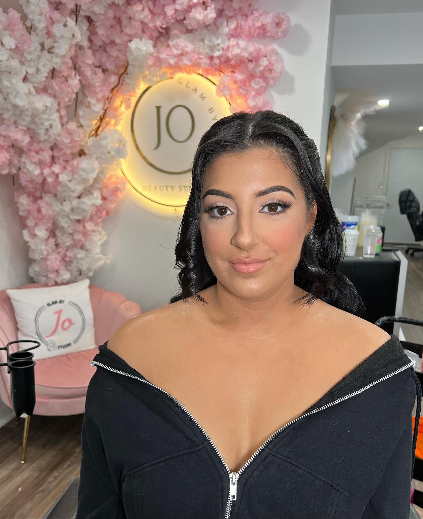 Flawless 💕
makeup by @glambyjo__ hair by @stylesbyjulia__
#browsbyjo#glambyjo#eyebrows#lip#threading#waxing#tinting#shaping#beautiful#binbrook#hamilton#gta#makeup#hair#clients#business#charlattetilbury#tooface#hudabeauty#fantybeauty#nyx#stilla#loreal#laneige#makeupbymario#makeup#wedding#love#creatingmemories