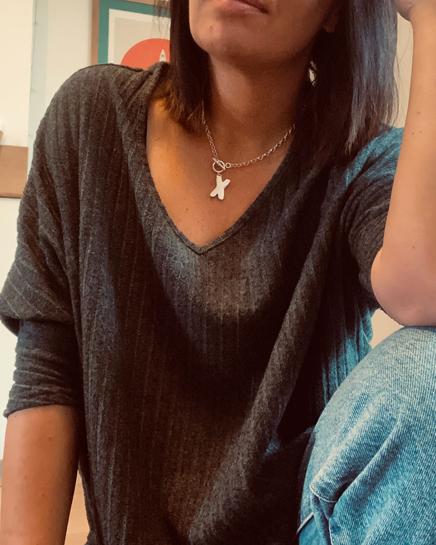 We’re loving this heavy weight, solid Silver statement necklace - brand new for Summer 2025!
The pure Silver letter(s) that you choose to hang from the front facing ring & toggle fastening, measures in at an eye-catching 24mm, and the initial is softly rounded and brushed to create a beautiful, tactile piece.
The chunky chain is Sterling Silver, and measures approx 40cm, with each link at around 5mm.
This is a striking necklace, designed for you to carry your own, or your children’s initials in full view. It’s a lush x
Beautiful handmade jewellery, by @magicinthegrass