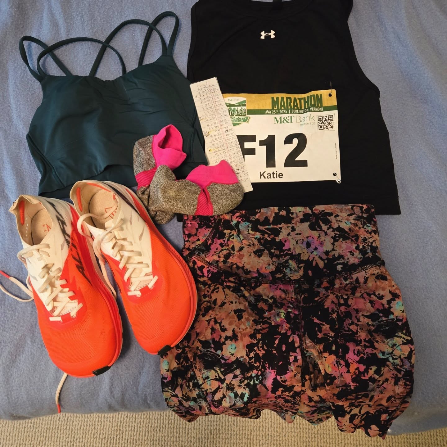 Here we go! Bottles are ready, and I have my bib all set. I'm all ready to rum tomorrow's #vermontcitymarathon2025
Now I just need to eat some dinner and try to get some 😴 @runvermont