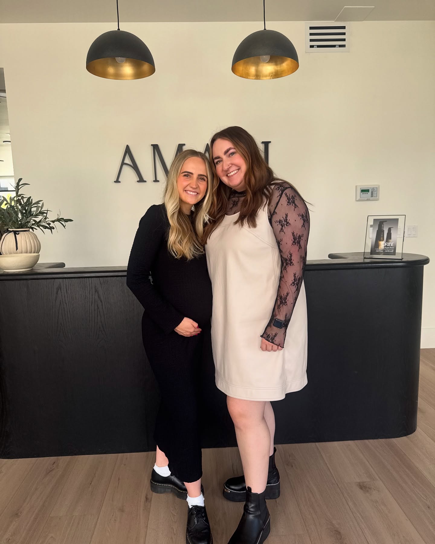 got to spend half of my trip at @salon.amavi learning from @hairbykenz_ and @shannonwestpro 😭 what a trip, thankful for such good education and for a job that allows me to travel and meet such amazing people! Can’t wait to use all the blonding techniques I learned back in the salon! let’s bring Utah hair to CLT 😉