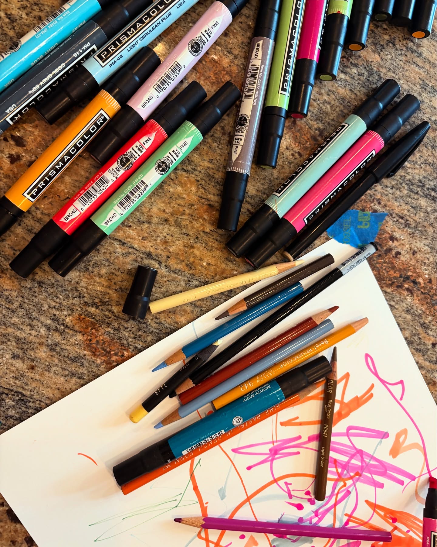 For the love of prismacolor and roses and terracotta and a regular lighting installation day!
#interiordesign #prismacolor #light #terracptta #buffalony #bibastudio #biba #design