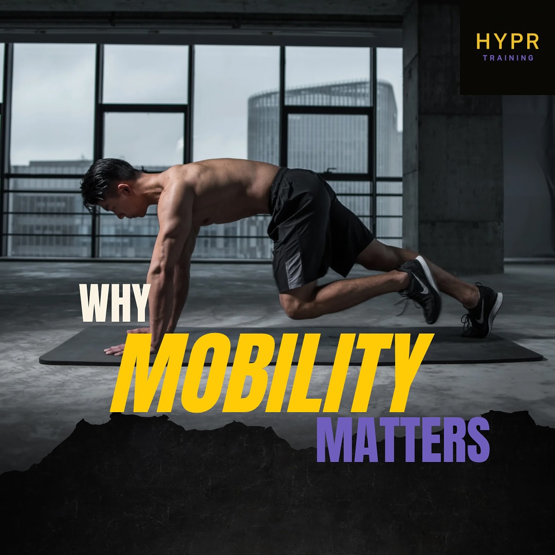 Why does mobility matter for hybrid athletes? Here are 3 reasons you need to add mobility to your weekly training.
1. Injury Prevention = Longevity 🛡️
Hybrid training stresses your joints across multiple planes — heavy lifts, running impact, sled pushes, wall balls.
→ Good mobility keeps joints moving well, reduces compensations, and lowers injury risk over time.
⸻
2. Better Movement Quality = More Efficient Training ⚙️
Poor mobility limits your range of motion — meaning sloppy lifts, shallow squats, inefficient running form.
→ Improved mobility allows you to hit full depth, better positions, and clean mechanics — saving energy and boosting performance.
⸻
3. Faster Recovery = More Progress 🔁
Tight, immobile tissue = more soreness and longer recovery time.
→ Mobility work improves blood flow and nervous system recovery, so you bounce back quicker between sessions.
.
.
.
.
.
#hybridtraining #mobility #mobilitytraining #cardio #endurancetraining #athletictraining #hyroxtraining #fitness #workoutprogramming #stretching #longevity #injuryprevention #personaltraining #workout #exercise