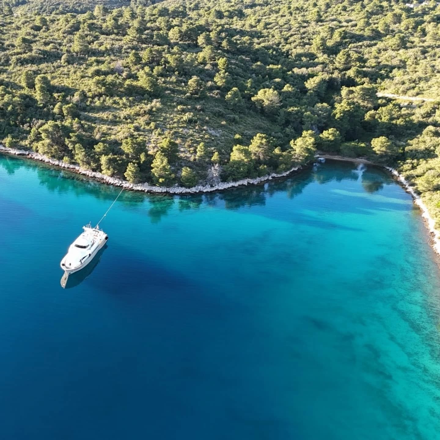 The mesmerizing beauty of Croatia.
Slow Summer.
Days hued in shades of blue.
The sweet sent of lavender and sage.
Dolphins dancing under the setting sun.
Dinner served under a stary clear night.
And dreams made just of the same and more...
#bluedream #yachtholiday #yachtlife #croatiasailing #bluesea #classicyachts