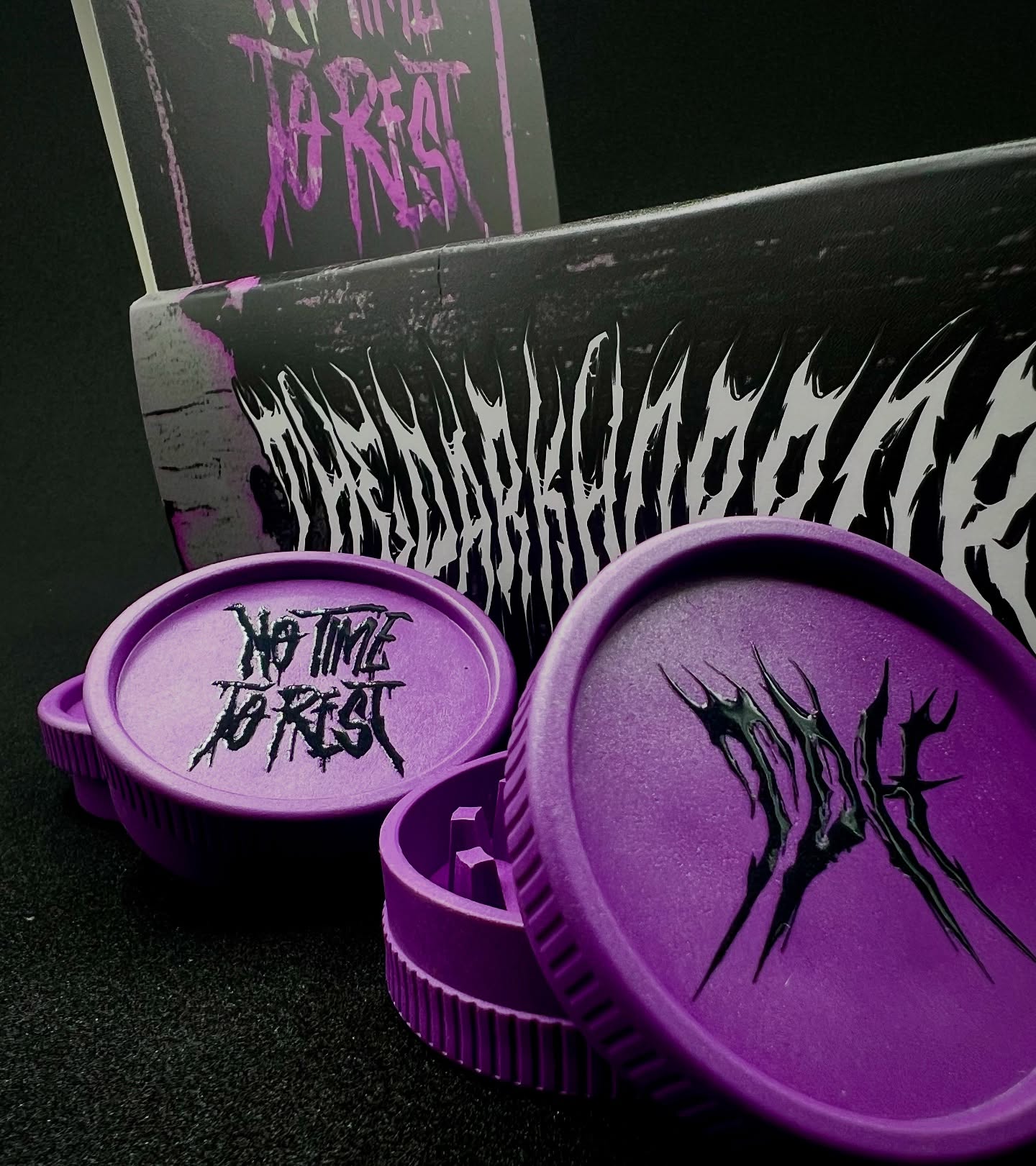 Grinders, keychain, LED lamp, stickers and rolling papers. Stand out from the crowd!
๐WWW.TRAPHOUSESTICKERS.COM๐
#merch #custommade #stickers #keyrings #traphousestickers