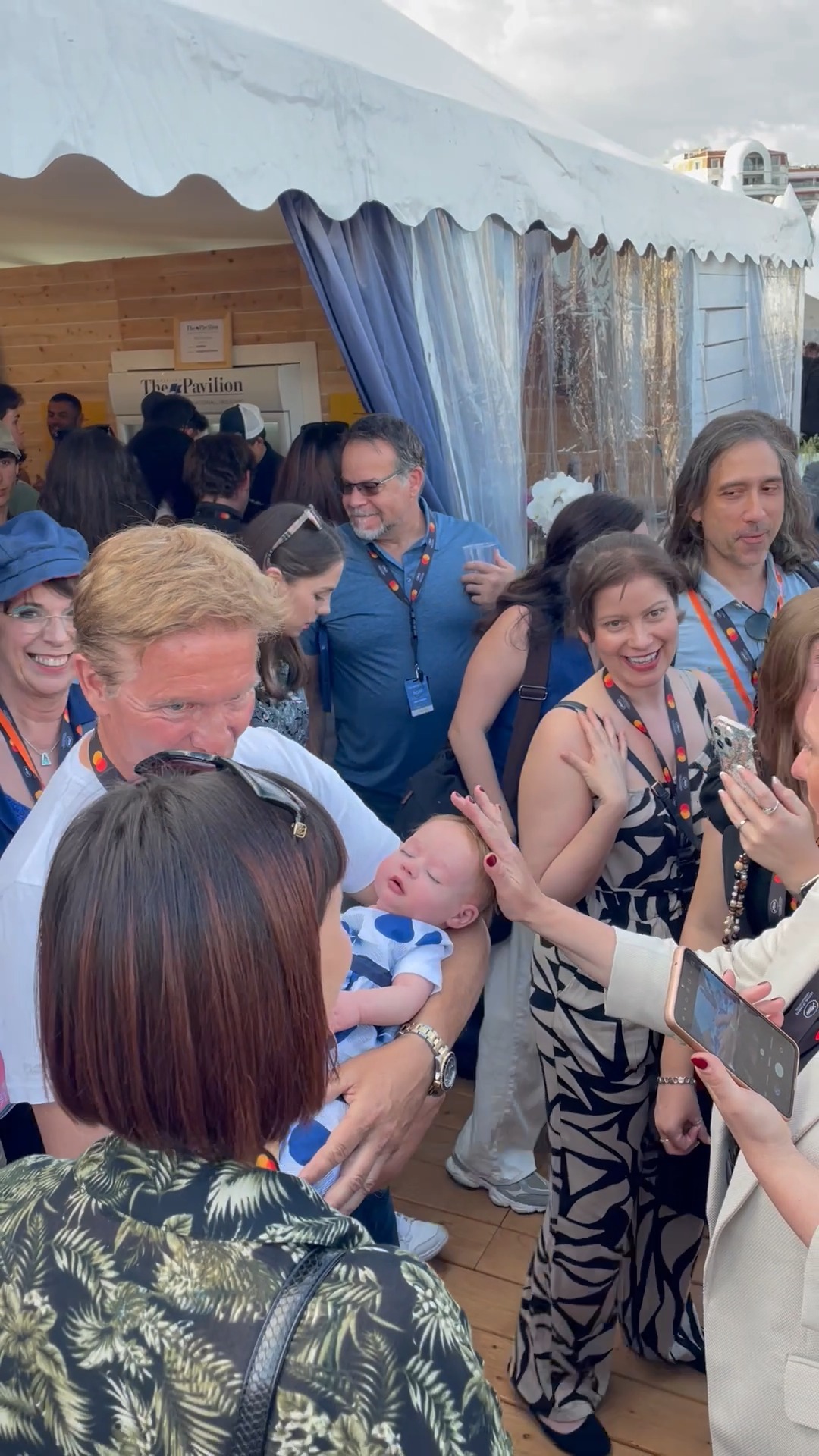 👀Here's what happens when Michelle lands on the @americanpavilion in Cannes !
A big thank you to @lachancelaurentarmand for welcoming us once again this year. It’s always such a pleasure to come by the American Pavilion — the warm hospitality, great energy, and friendly faces make it a real highlight of our @festivaldecannes experience.
And of course, thank you for ensuring that Michelle leaves no one indifferent !
#cinebaby #festivaldecannes #fakebaby #cannes2025 #props #cinema #sfx