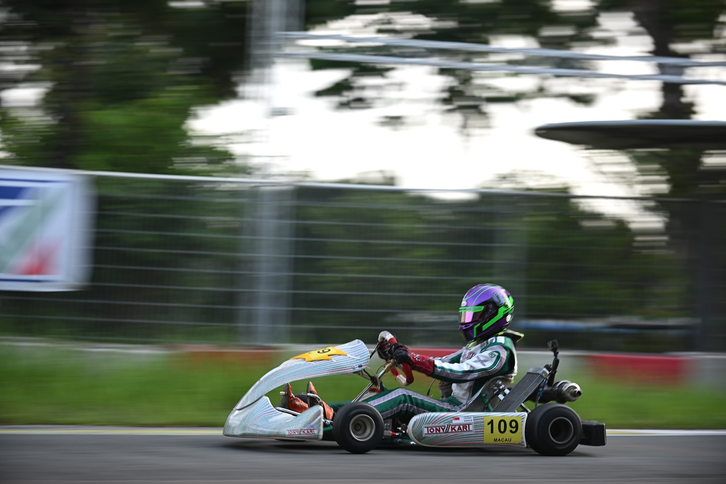 Another podium at @rokcupsingapore Round 3!
A good weekend at @kf1kartingcircuit back in the Tony Kart with pole position at in qualifying but an issue on the rolling start meant we lost positions at the start of the heat and pre final meaning we started the final down in 4th. We got up to 2nd and chased down the leader all the way to the end and got very close with only a tenth of a second at the line. Thanks to @radracingofficial for the support all weekend and we push onto @rokcupasia.official next weekend at @lylcircuit.