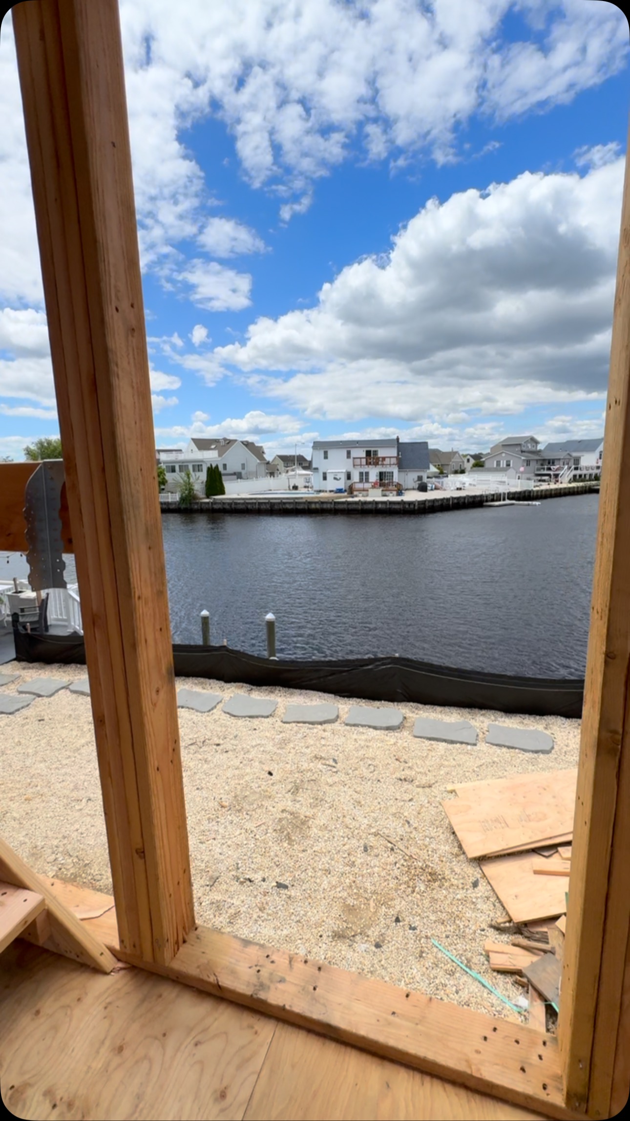 One step at a time…. ✨
Our Morton project is on the rise(r) 😉
#BehindTheBuild #NewBuild #njinteriordesign #coastalliving #longbeachislandnj #beachhousevibes